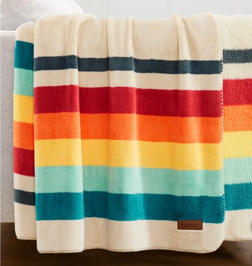 PENDLETON plush throw