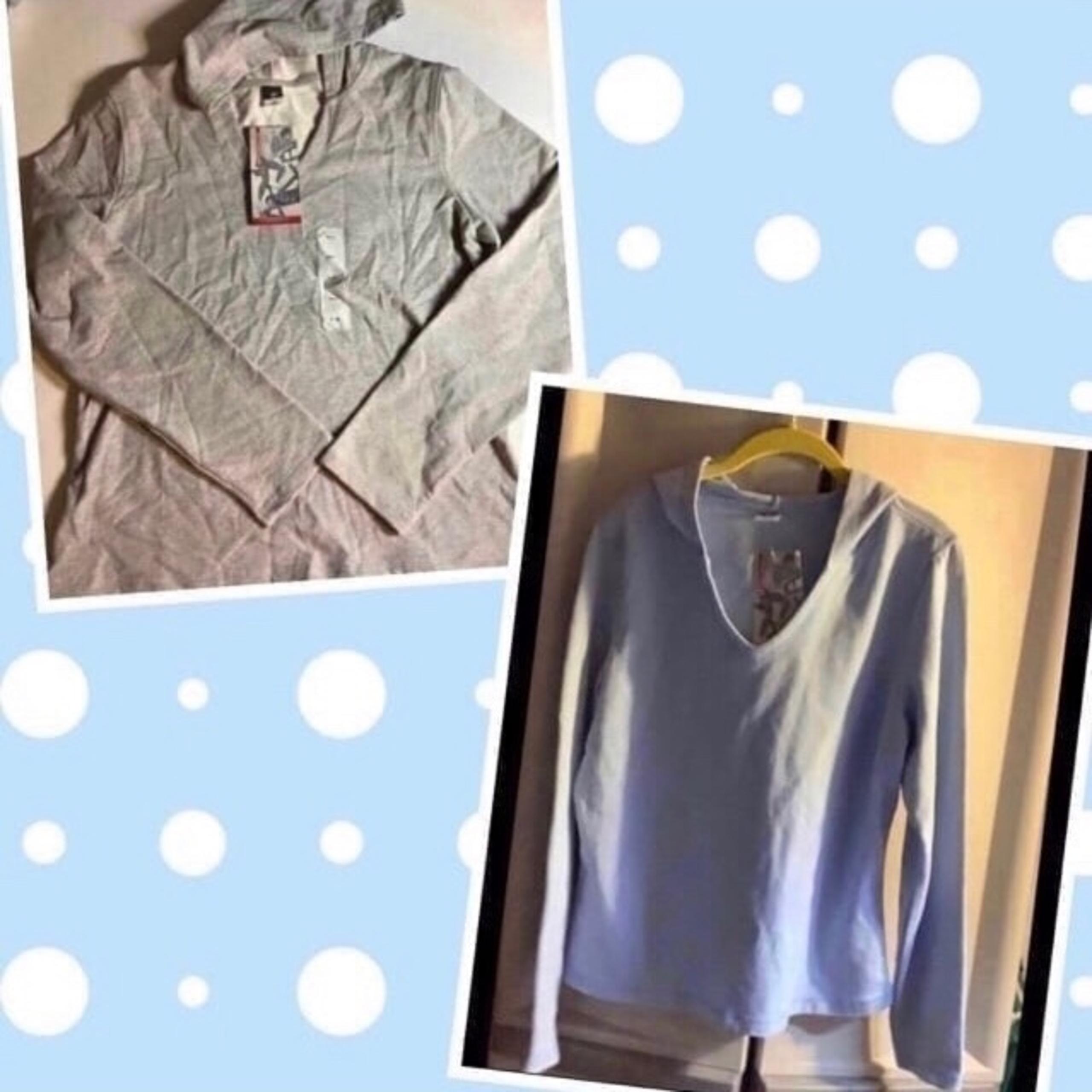 Lot of 2 NWT Cheetah Activewear Women's V-Neck Pullover Hoodie Size Large