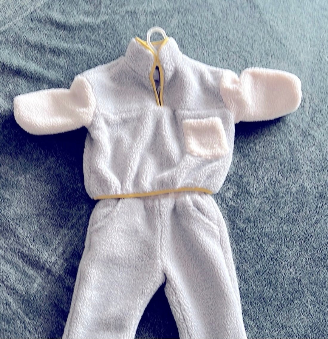 Matching set in size 3-4 years old.