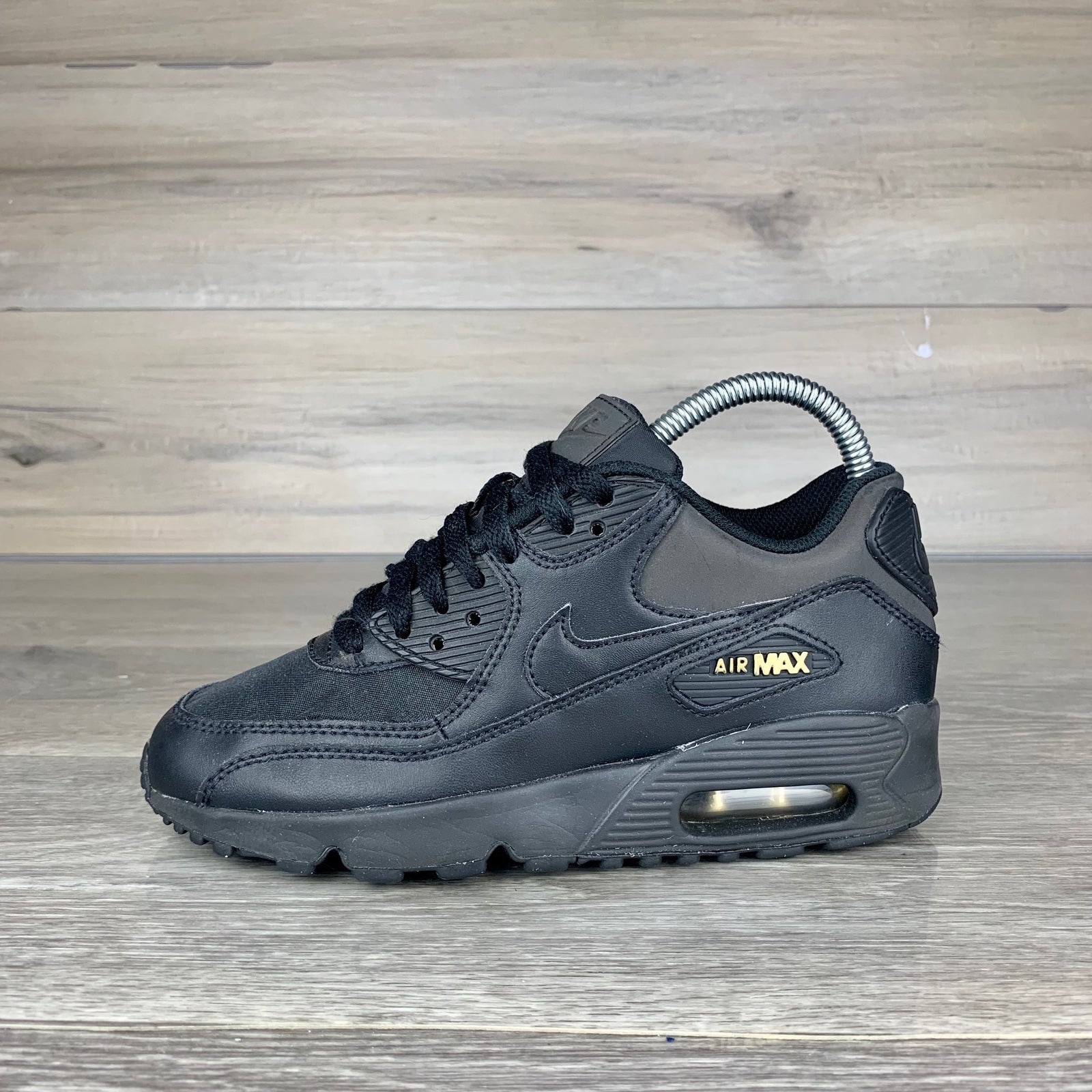 Black Nike Air Max 90 Premium Fashion Shoes size 4Youth Womens 5.5 Black Nike Air Max 90 Premium Fashion Shoes size 4Youth Womens 5.5