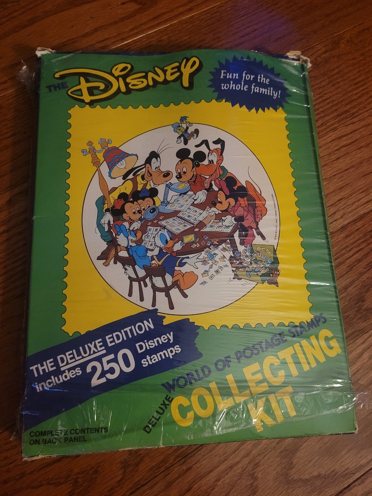 The Disney World Of Postage Stamps Deluxe Collecting Kit 1988 250 Complete!