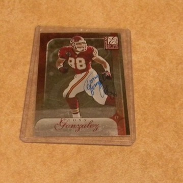 Tony Gonzalez Auto Signed Card KC Chiefs
