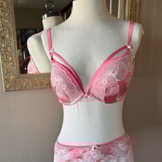 Victoria’s Secret Dream Angels push-up & Cheeky pink silver shimmer set 34D Med
