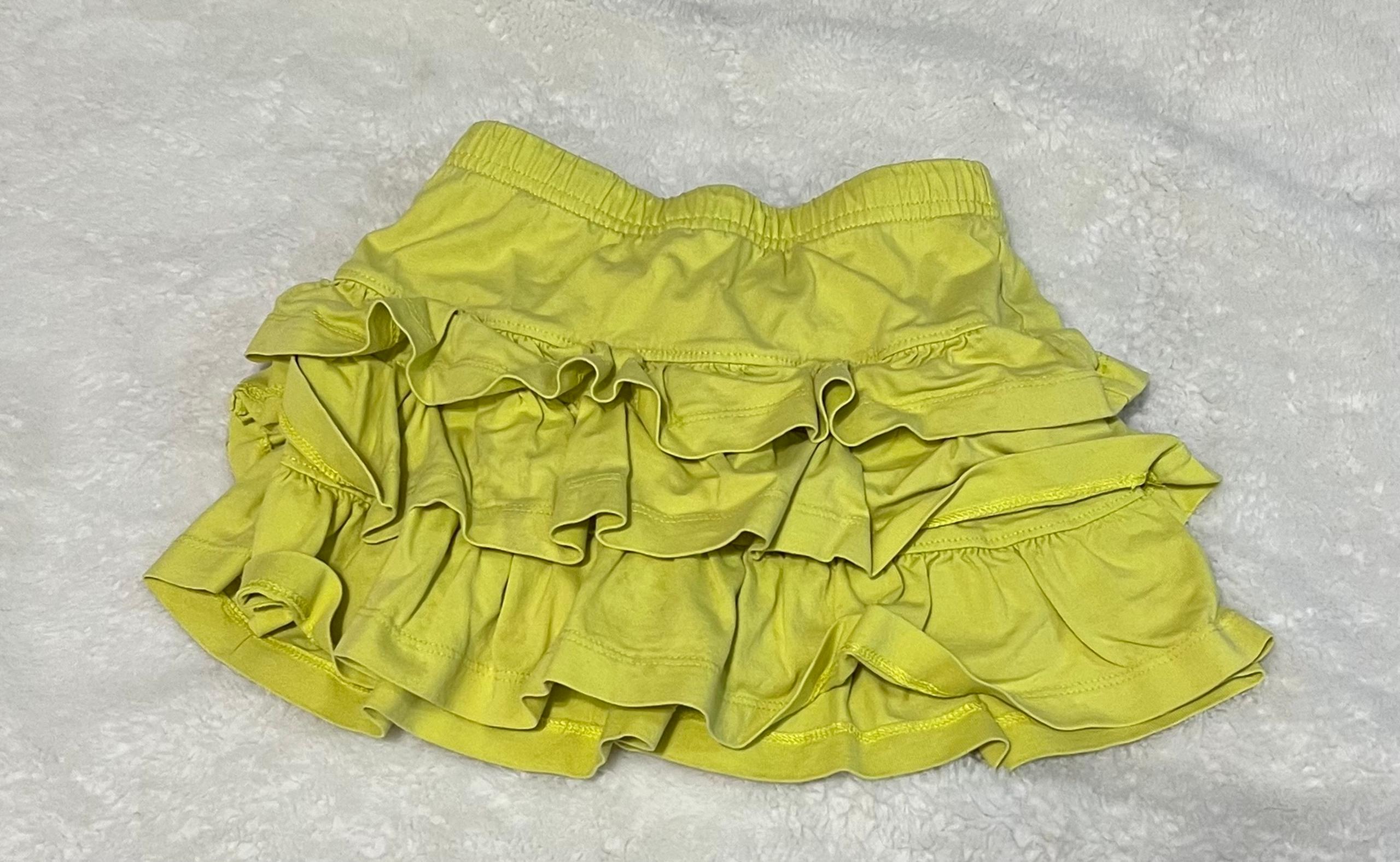 Hanna Andersson 100cm/4 bright yellow/green tiered skirt with built-shorts