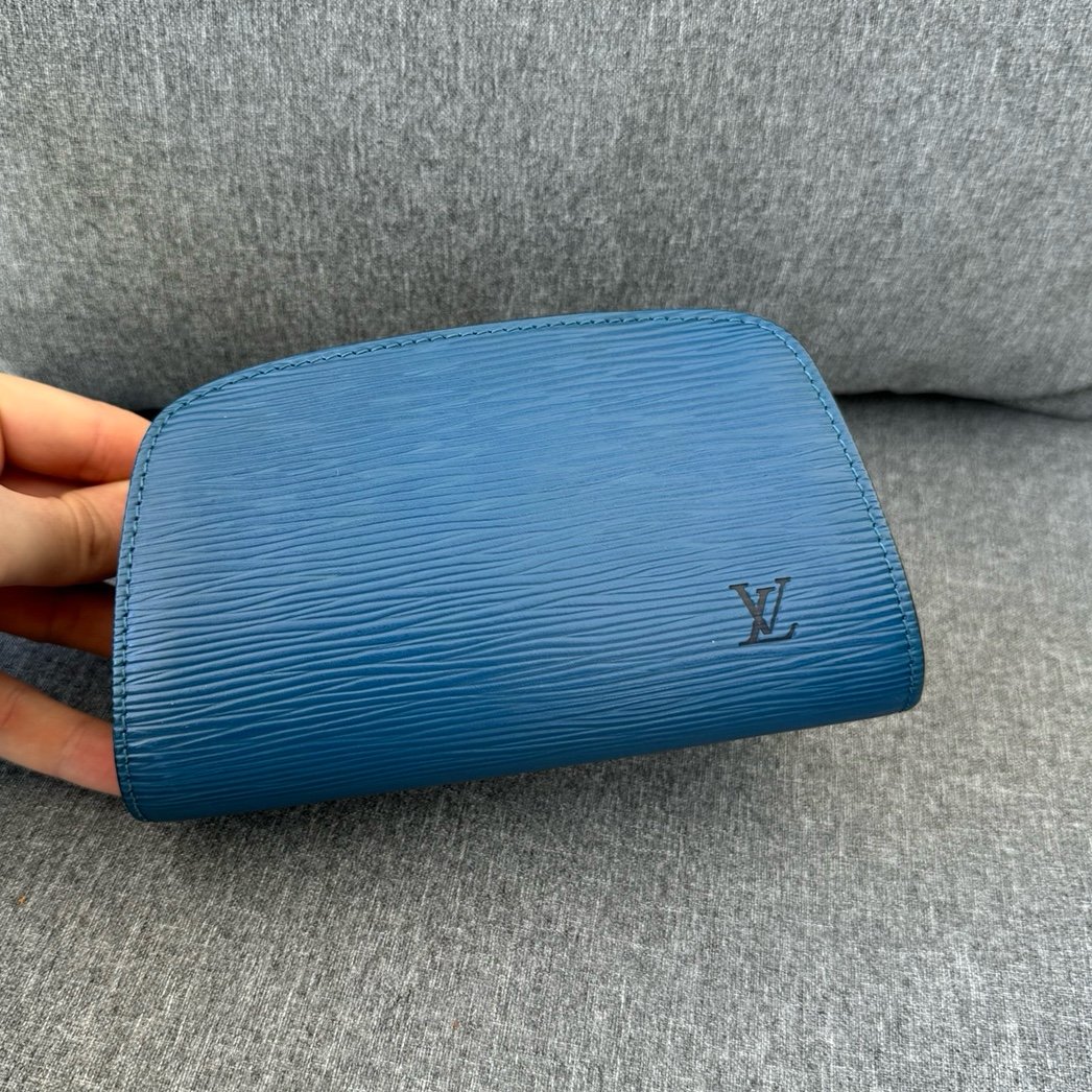 Louis Vuitton Epi cosmetic pouch