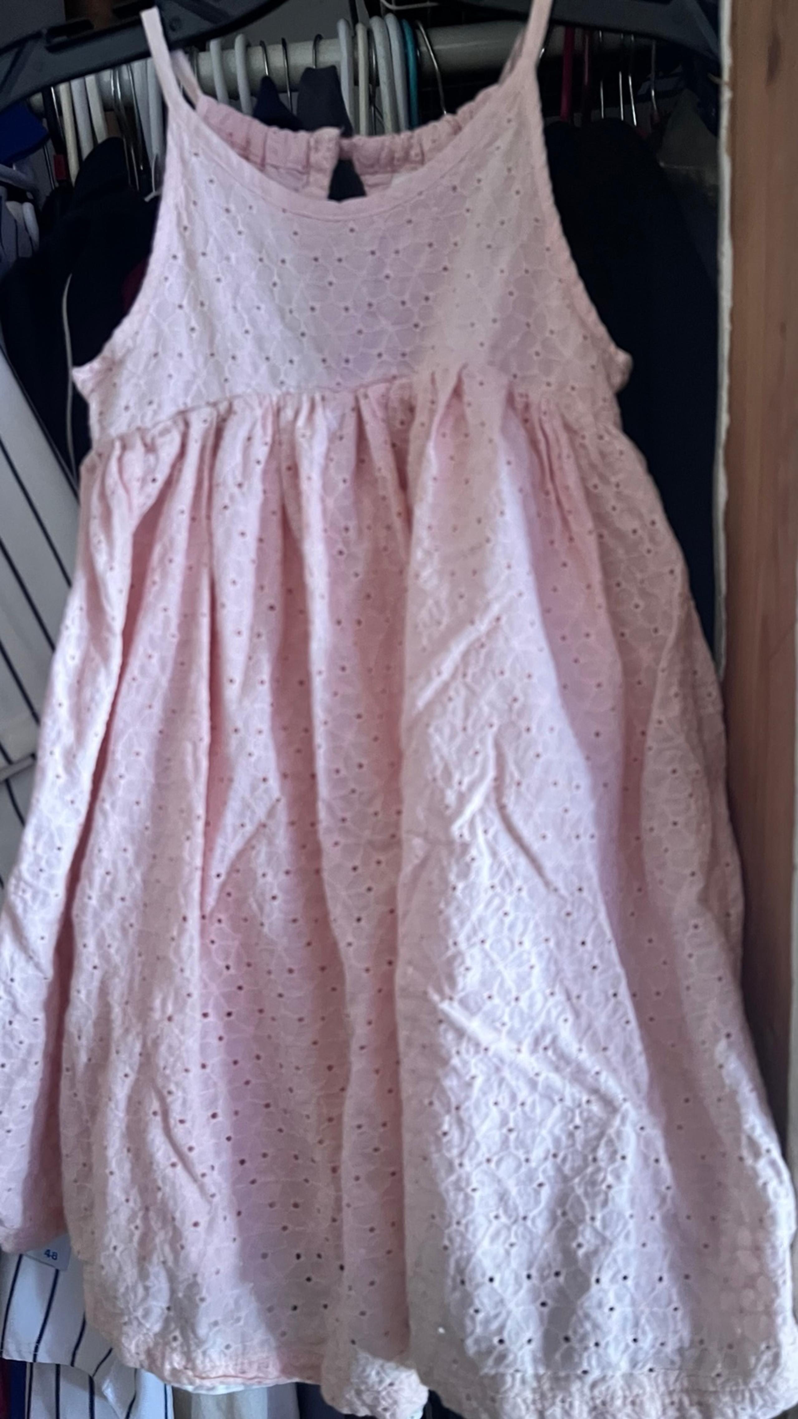 Adorable little girls summer dress