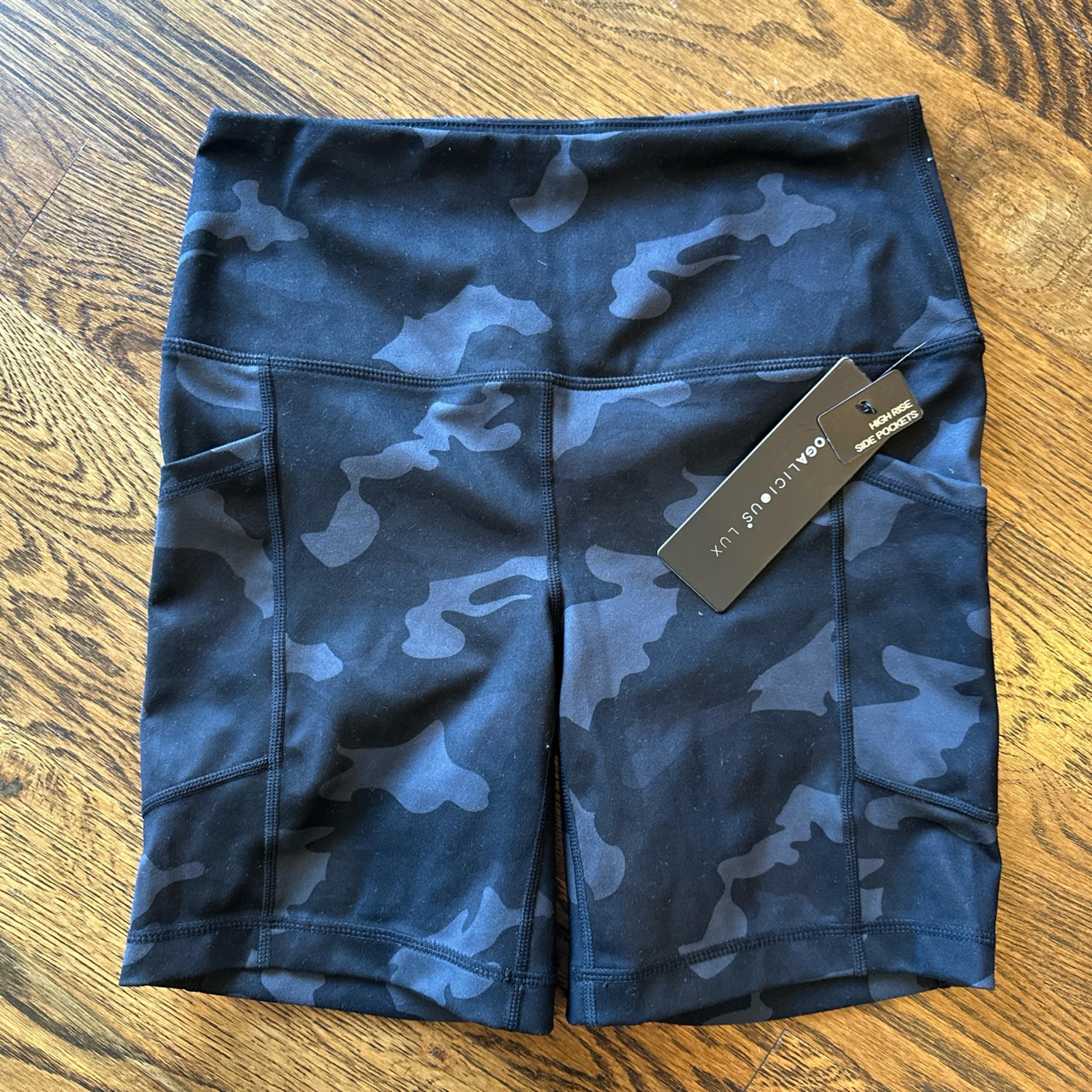 Yogalicious Lux bike shorts - size S