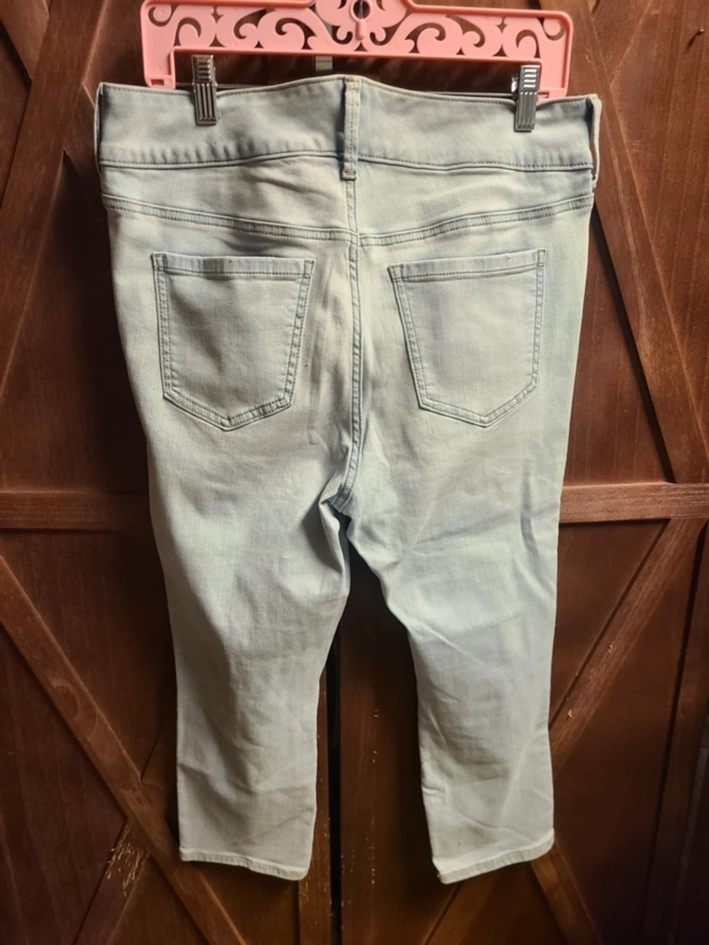 Women's Torrid Crop Jegging Size 12 Light Blue Distressed