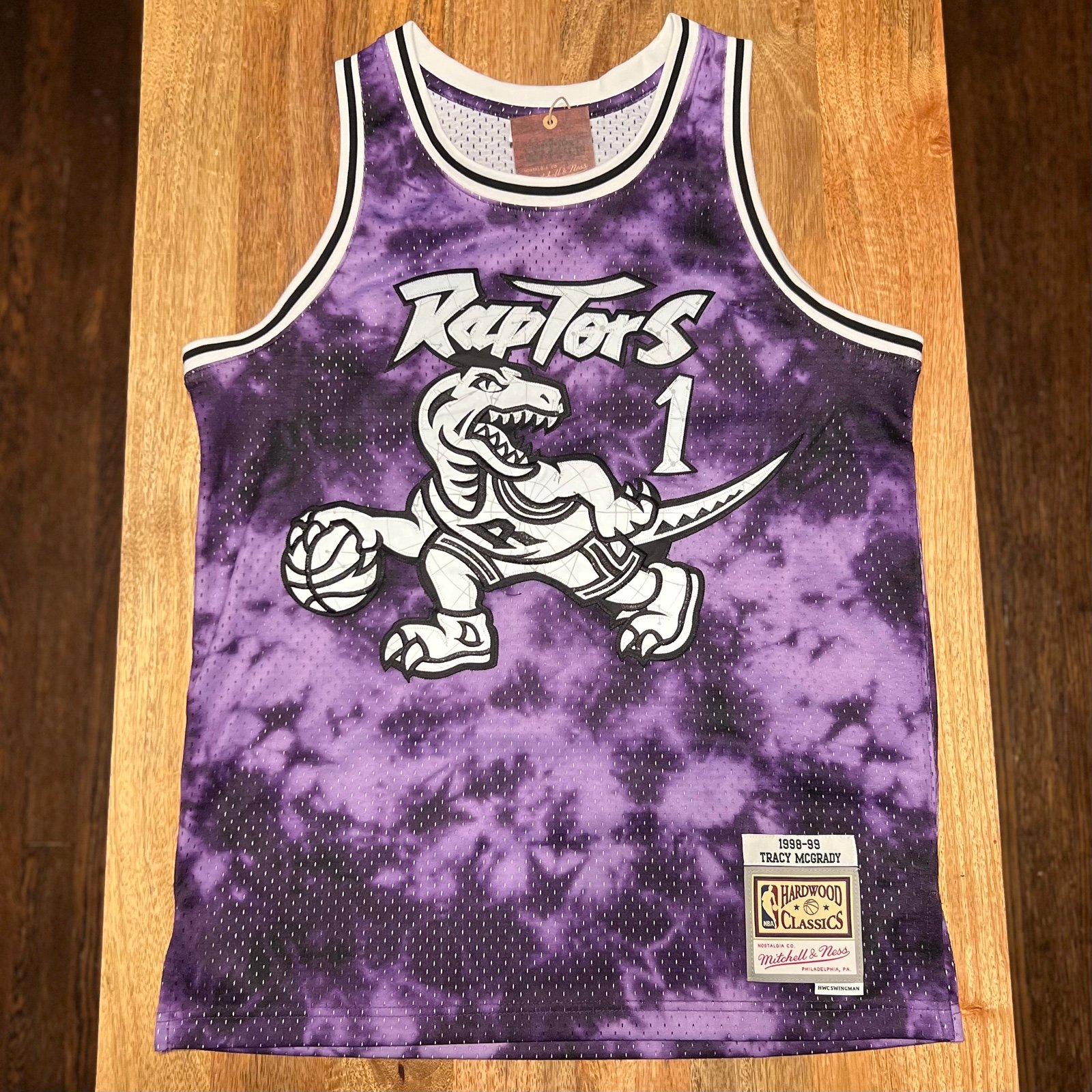 Size Medium - Mitchell & Ness Tracy McGrady Jersey - Toronto Raptors - 150