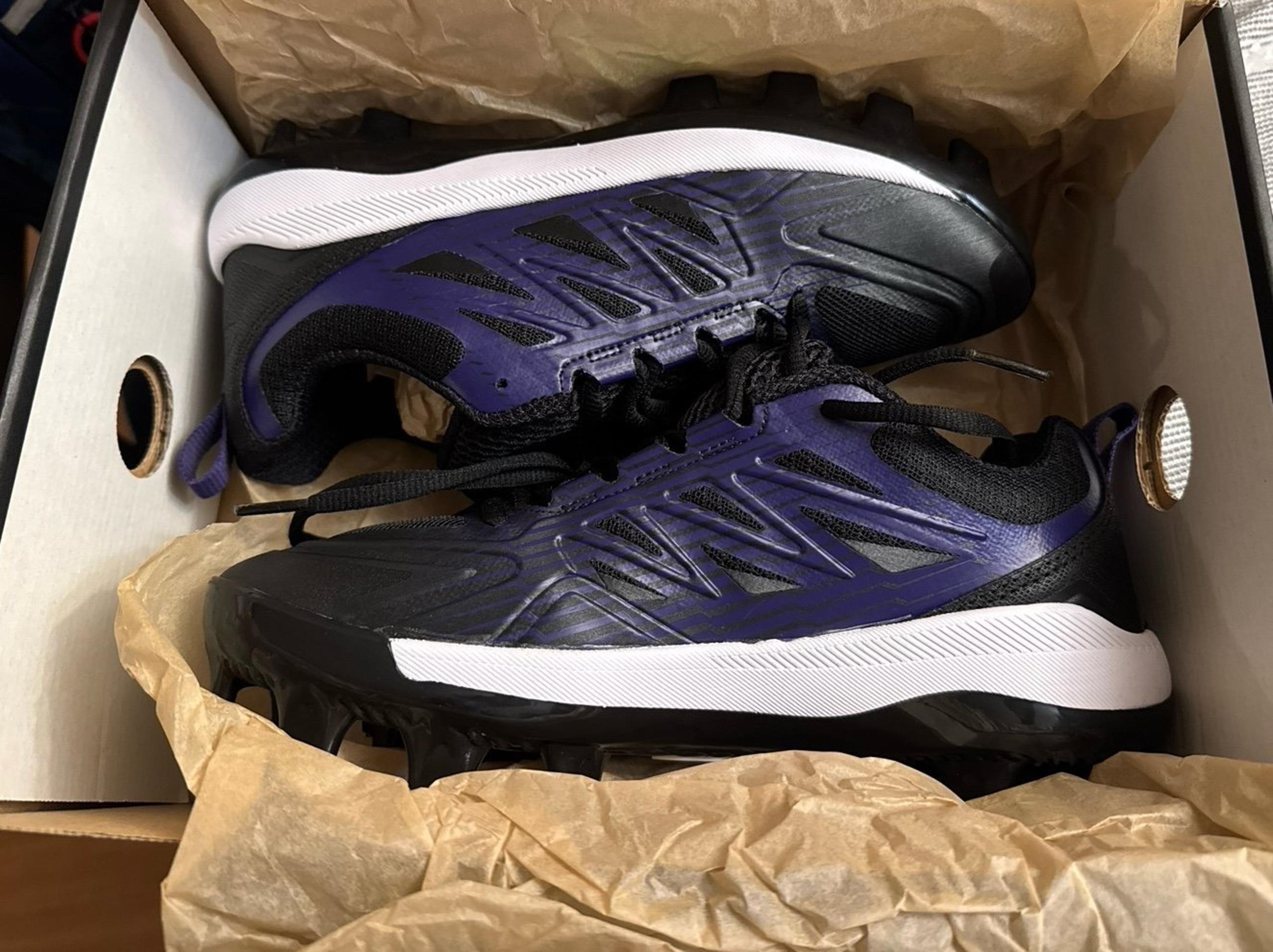 Boombah baseball or softball cleats size 5.5 or women's 7