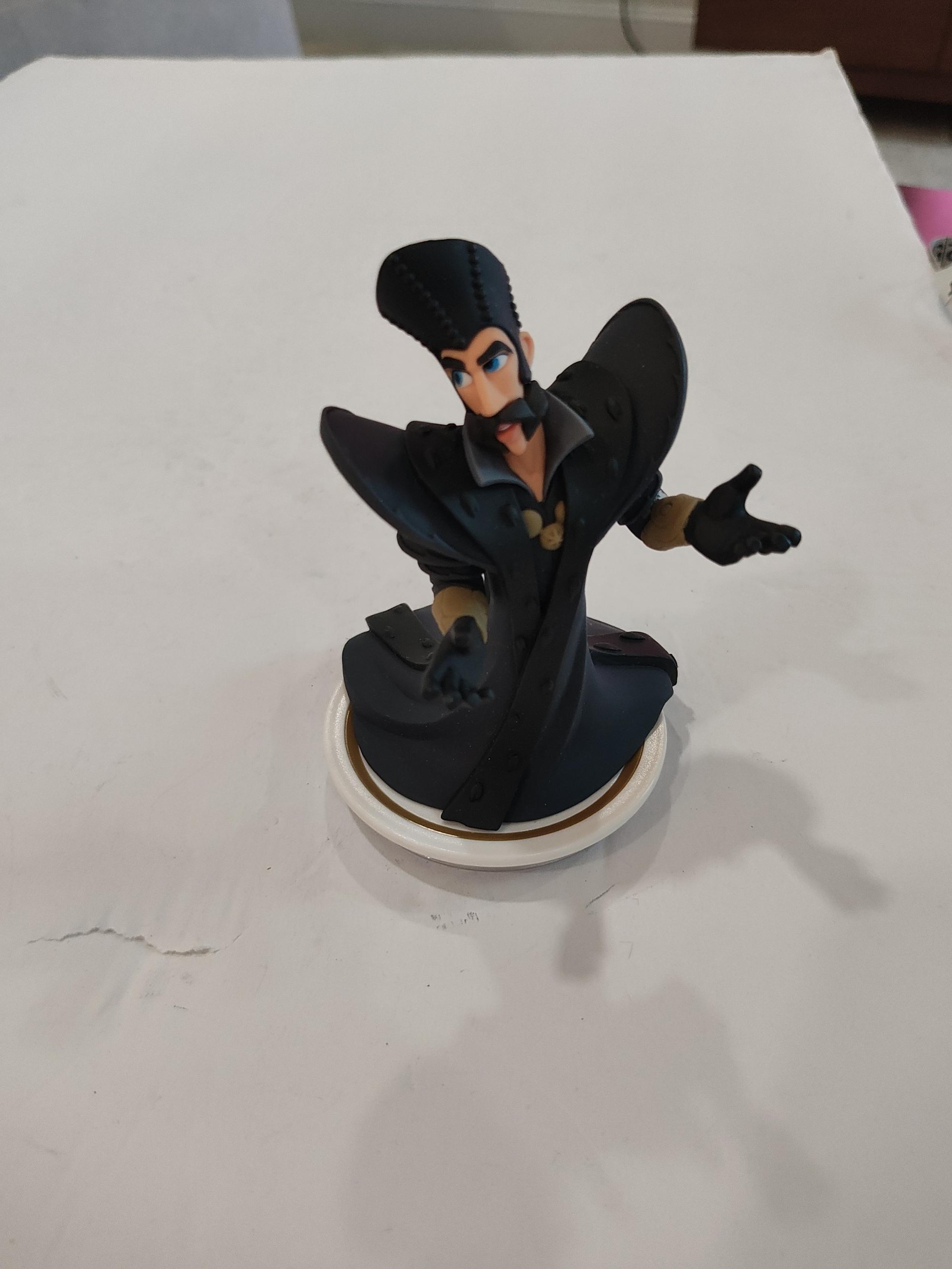 Disney Infinity Time Alice Through the Looking Glass Figure