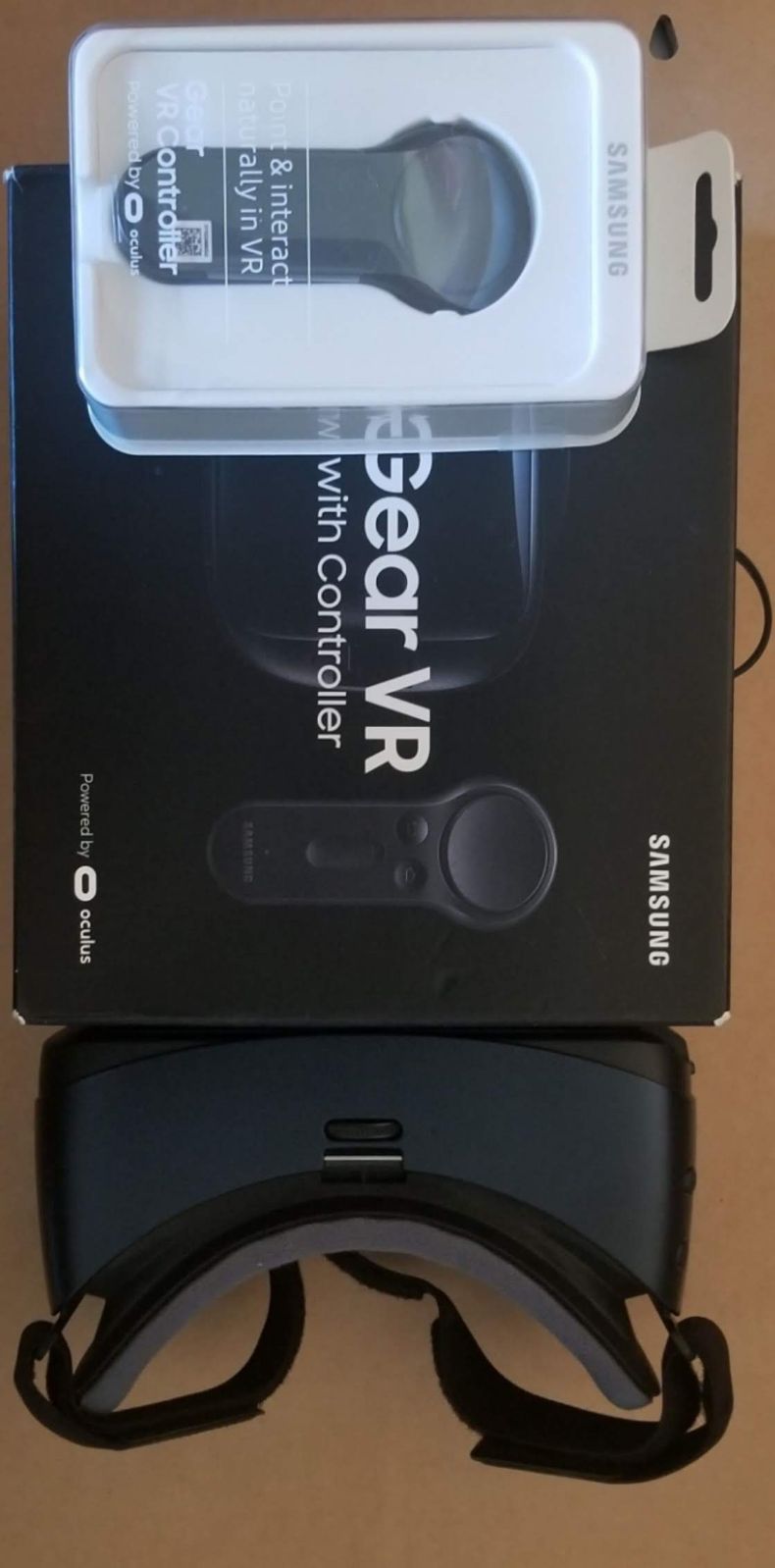 Samsung gear vr. Open box. NEW