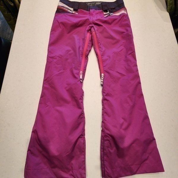 Oakley snowboard pants. Size M.