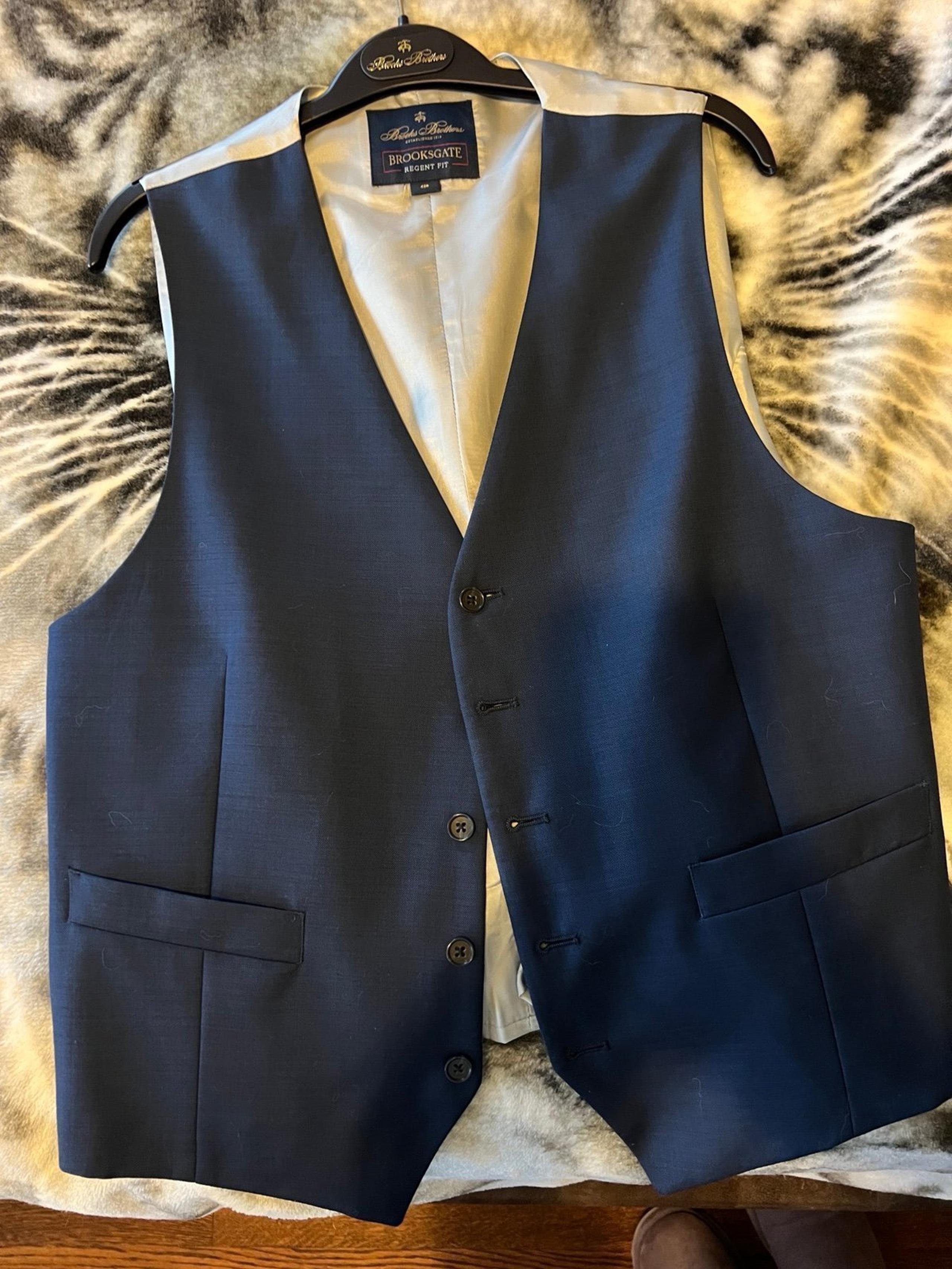 Brooks Brothers Mens vest. Used once, never washed PRICE IS NOW FIRM