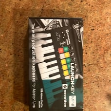 Novation LaunchKey Mini MK2