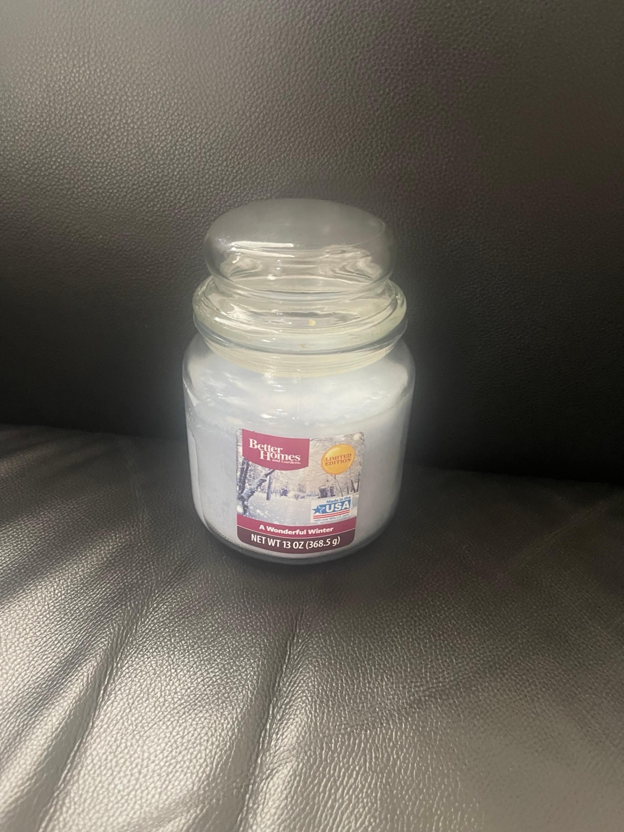 Better Homes & Gardens Wonderful Winter Limited Edition Fragrant
Candle