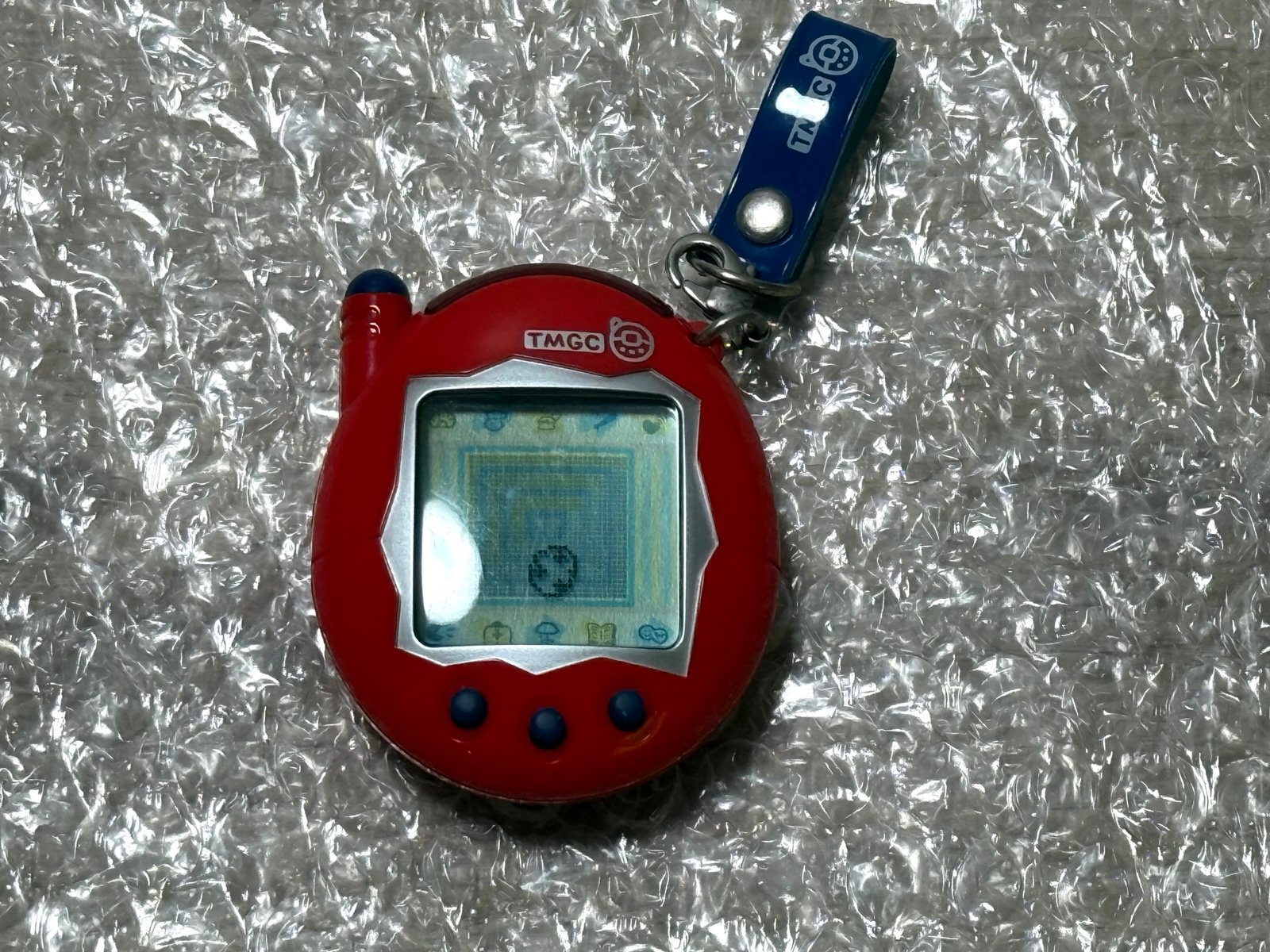 Bandai Tamagotchi Plus Keitai Kaitsu Red Virtual Pet Japanese Version