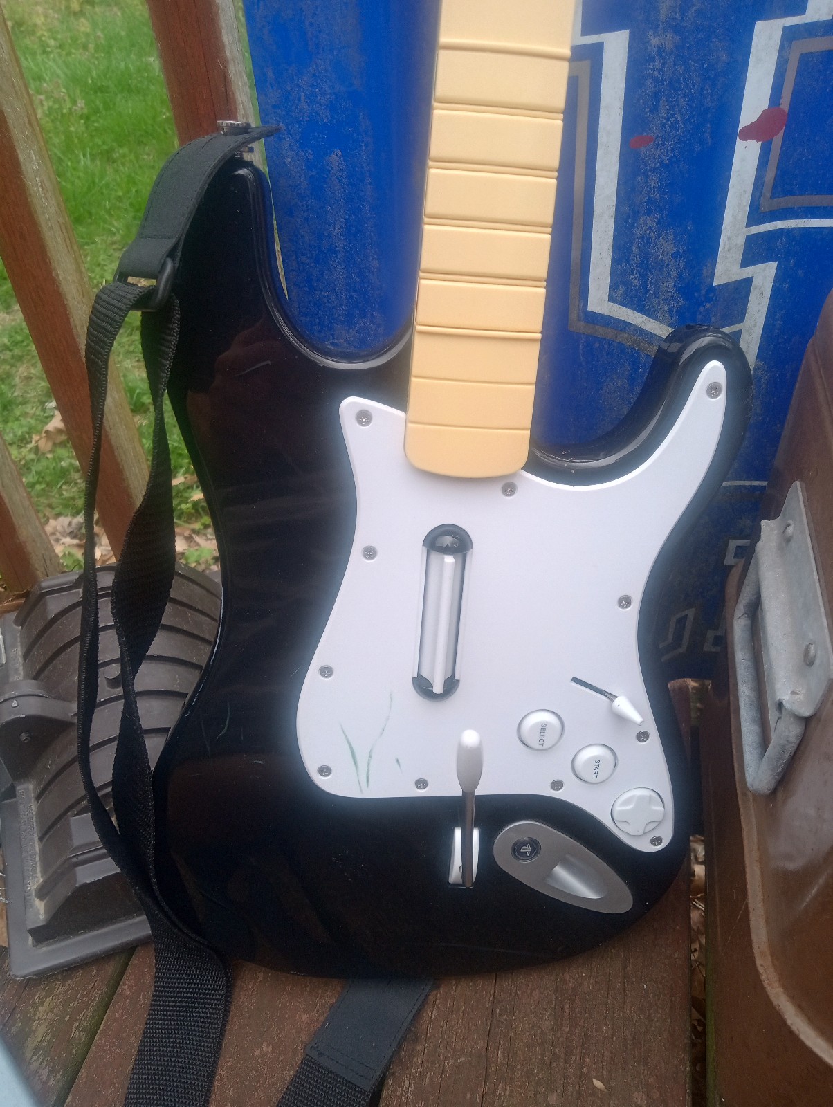 Fender Stratocaster Rock Band Hatmonix PlayStation guitar