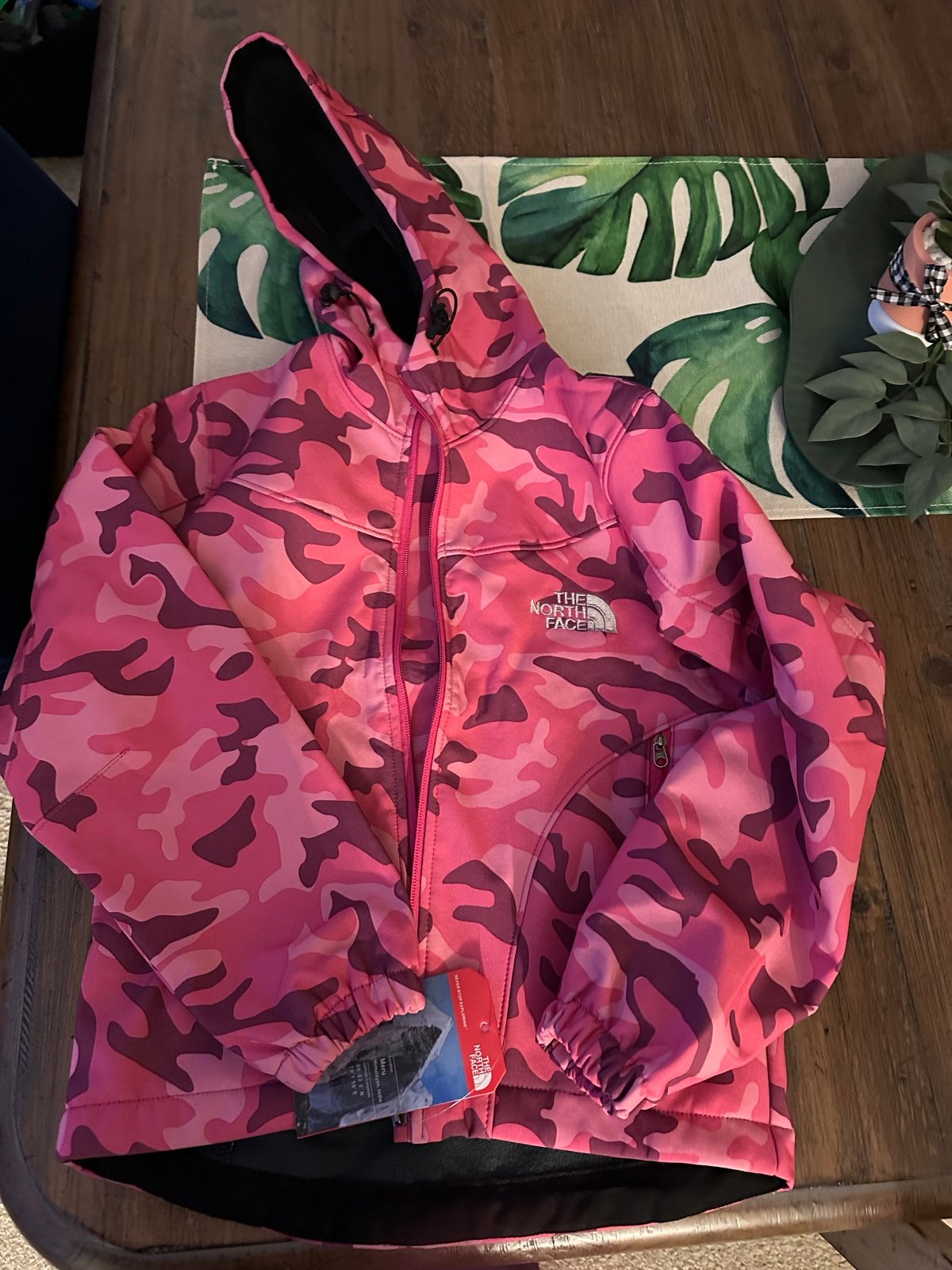 Girls north face light jacket size large
