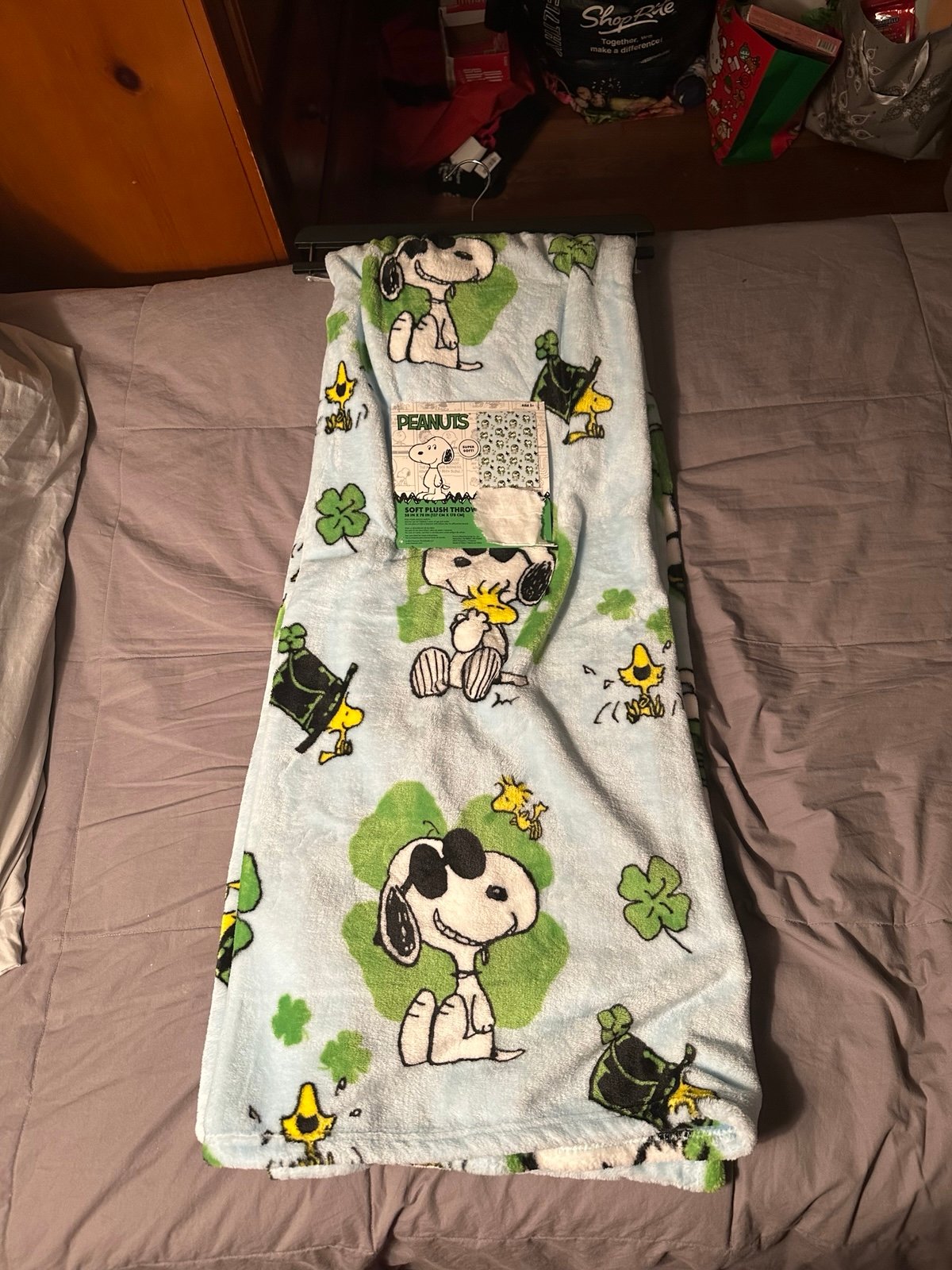 Throw Blanket Snoopy St. Patrick’s Day