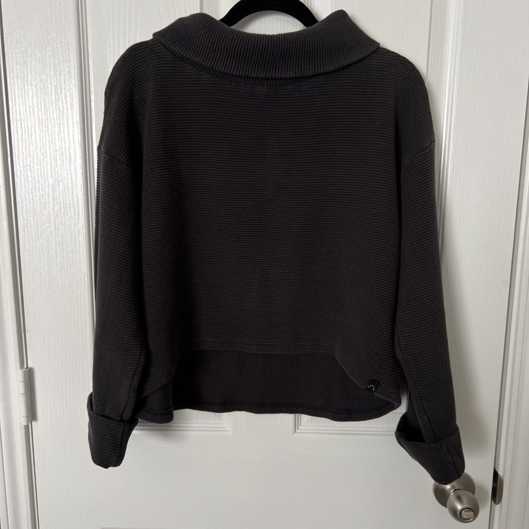 Varley Whittier Sweat Black Ribbed Cropped Sweatshirt Sweater Size Large