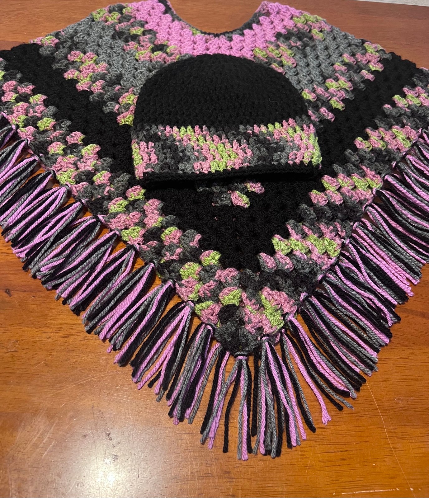 TODDLER PONCHO W/ MATCHING BEANIE