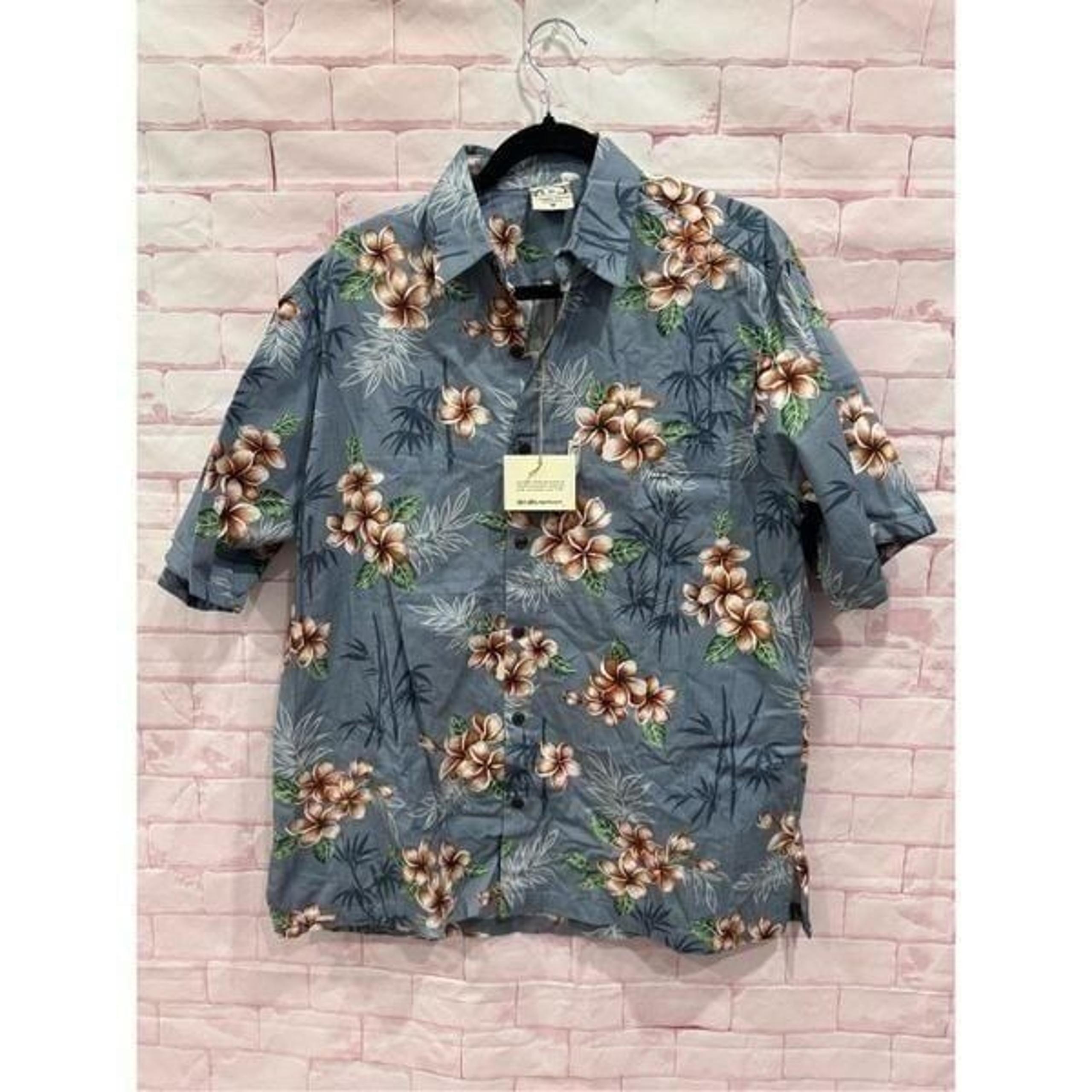 Go Barefoot Hawaiian shirt size 2xl