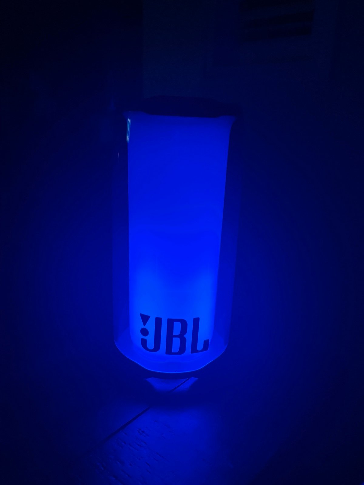 JBL pulse 5 in black