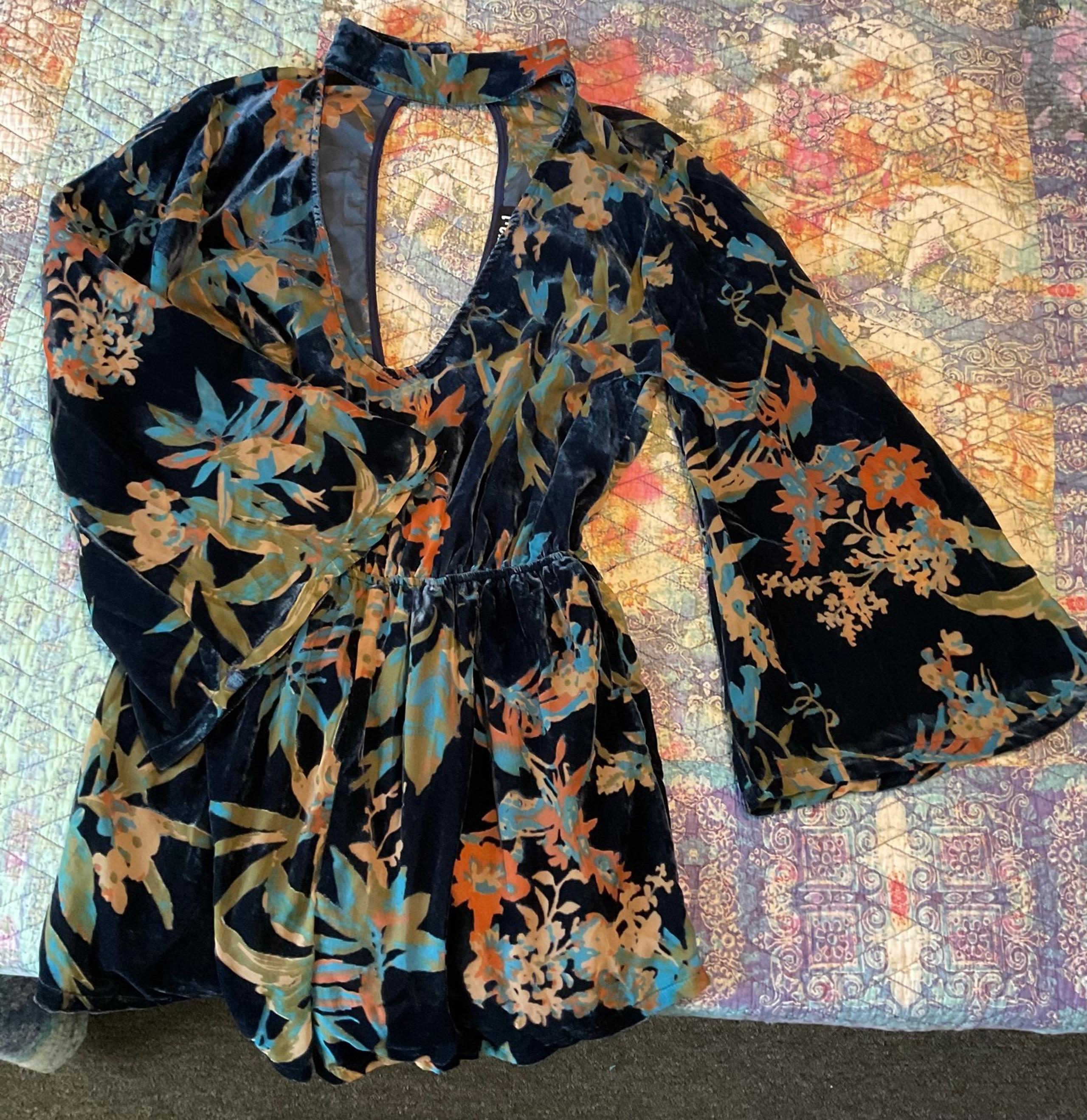Audrey 3+1 romper Unique floral Medium