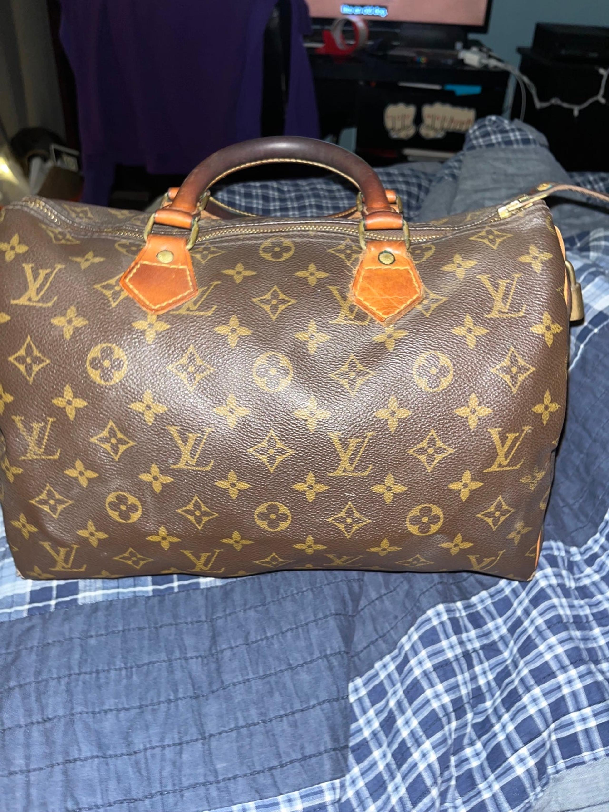 vintage Louis Vuitton Speedy Bag