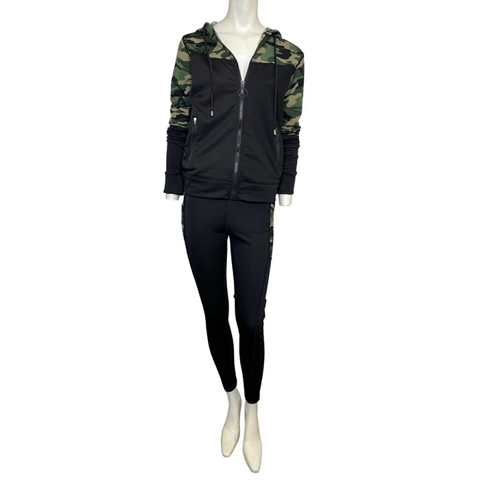 Yi Tong Camo Hoodie and Jogger Set Green Black Size Large/XL NWT