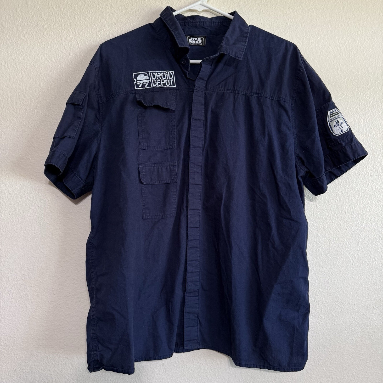 Star Wars Galaxy Edge Droid Depot Button Down Shirt Men's Size Large R2D2 Navy