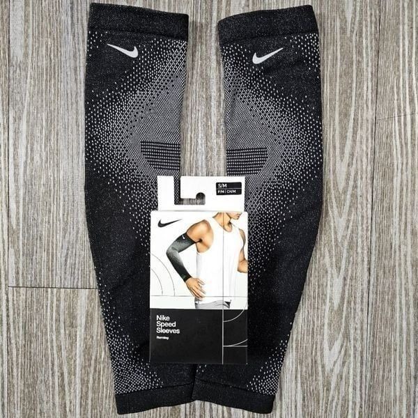 Nike Speed Running Sleeves Men's Small S Black White Flyknit Dri-Fit ADV New LE