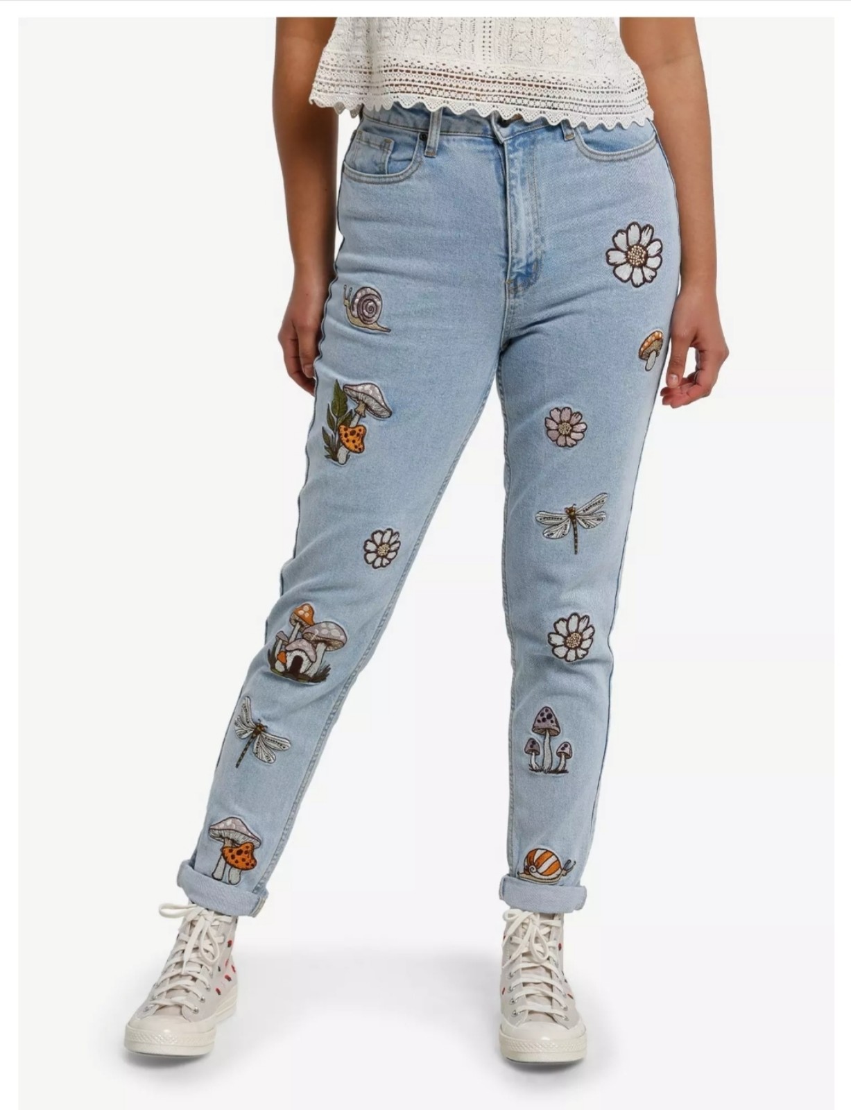 Light Indigo Mushroom & Flower Embroidered Mom Jeans