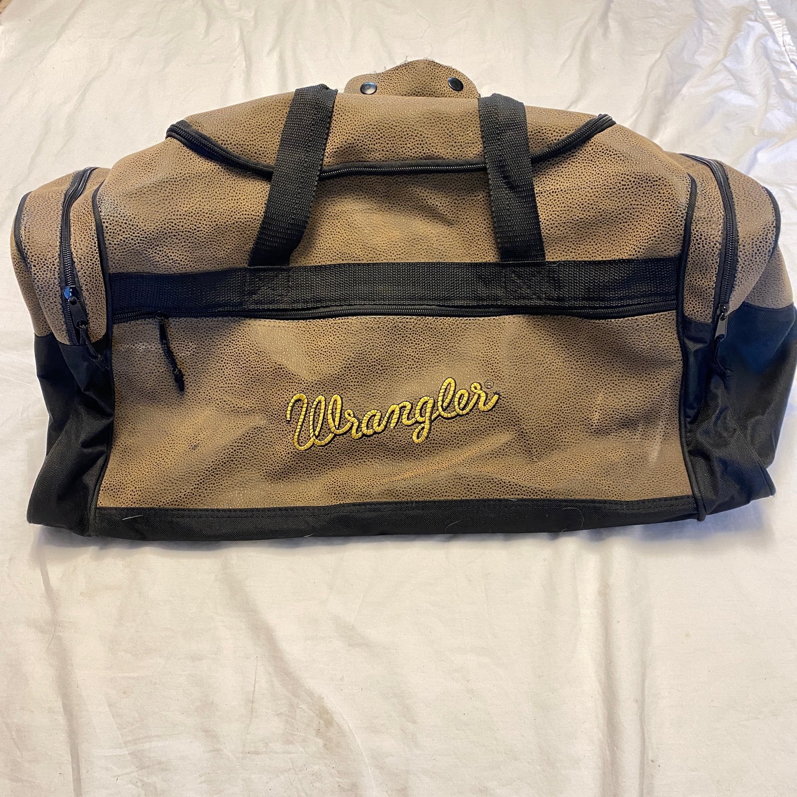 Wrangler Duffle Bag Murdoch’s Ranch Supply Faux Type Leather Feel Vintage