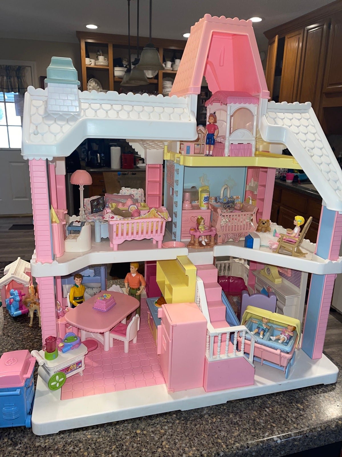 Dollhouse PLAYSKOOL fully LOADED great shape! Rare PCs!!