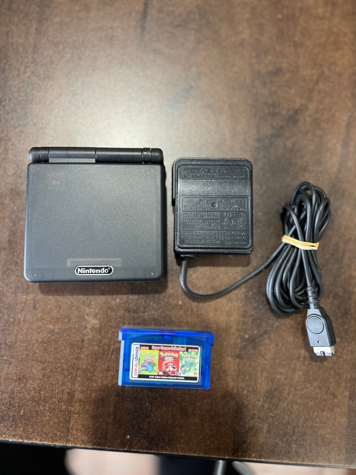 Nintendo Gameboy Advance SP - Smoke Gray with Game!!