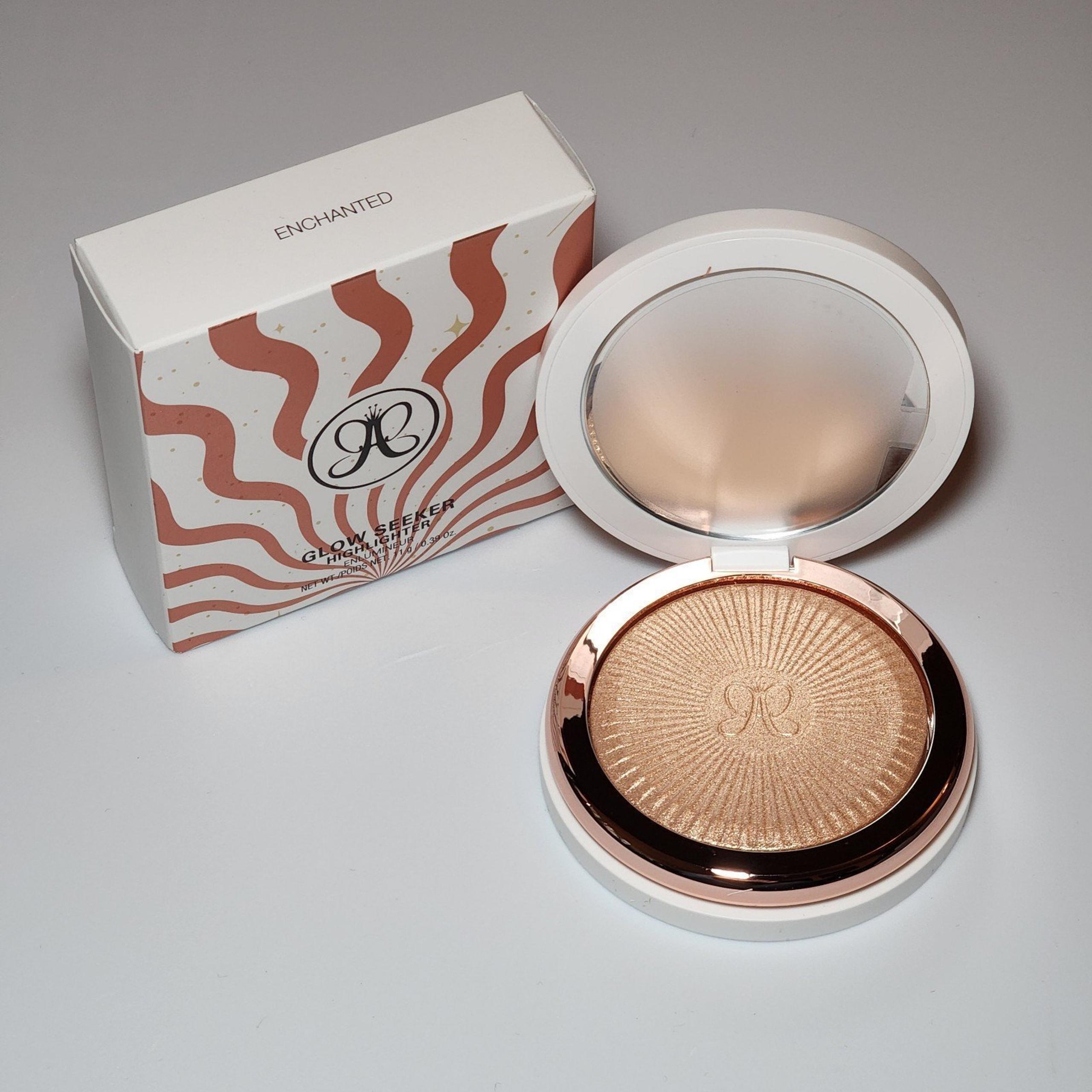 Anastasia Beverly Hills Glow Seeker Highlighter ENCHANTED