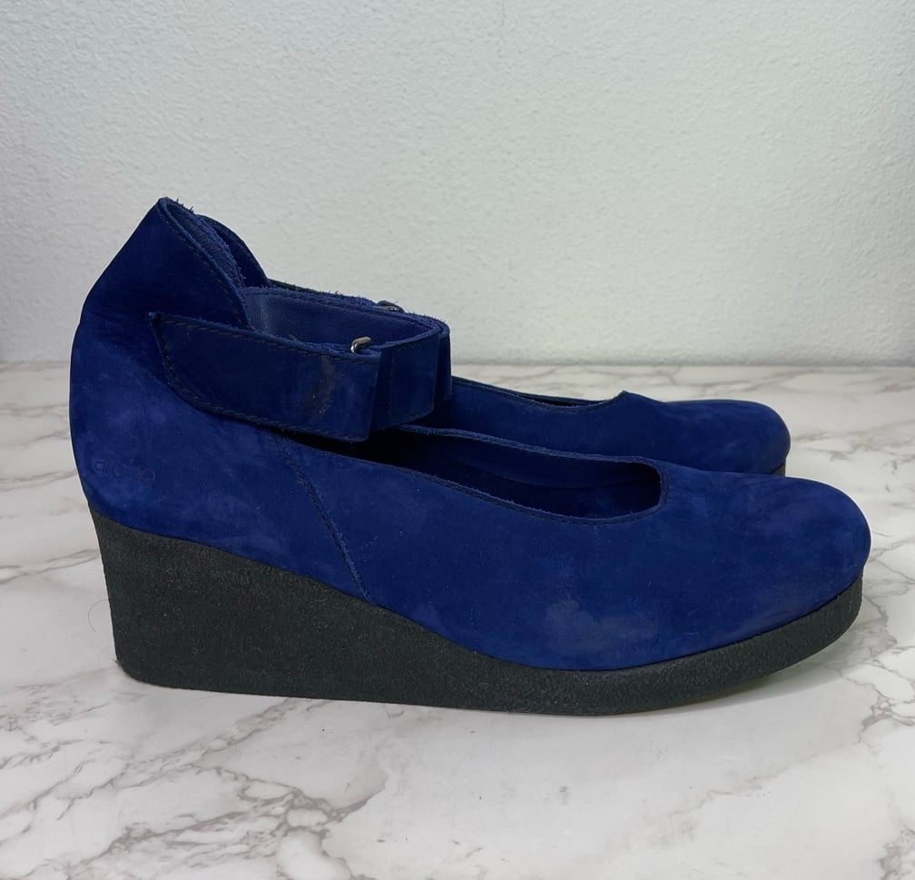 ARCHE Made In France Blue Suede Nubuck Mary Jane Wedges 42