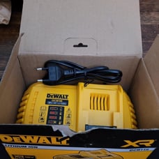 Flexvolt 20V 60V Max Fast Charger (Charger Only)