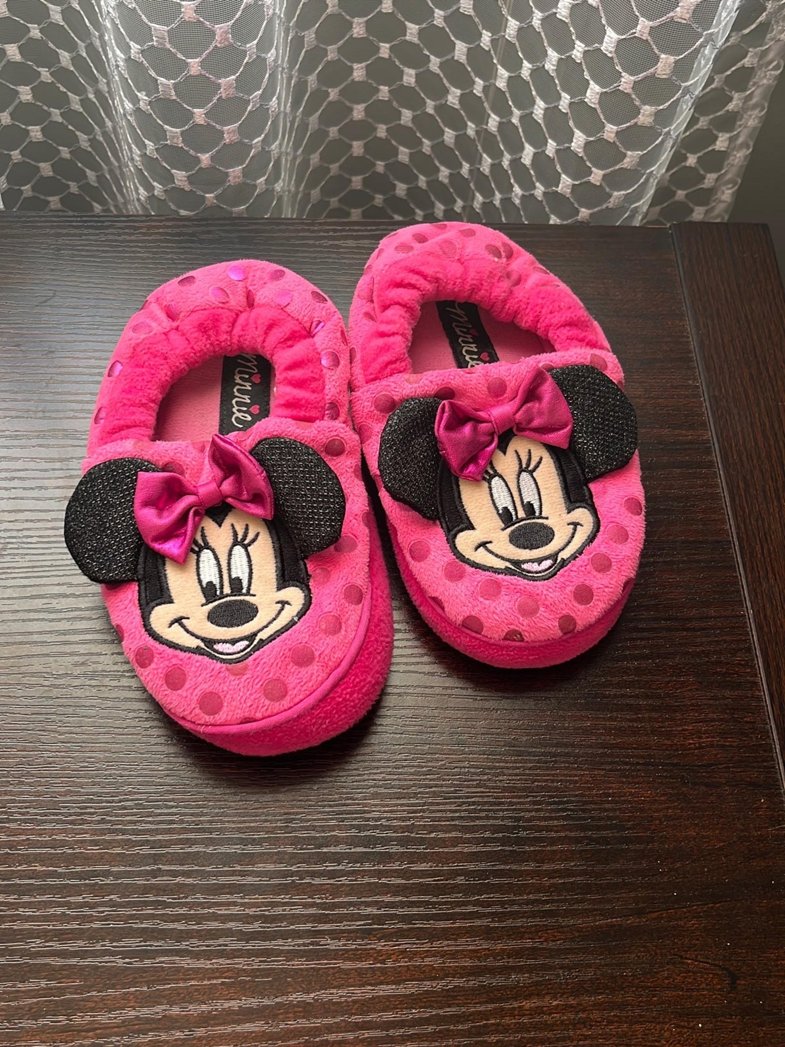 Minnie Mouse slippers - Disney