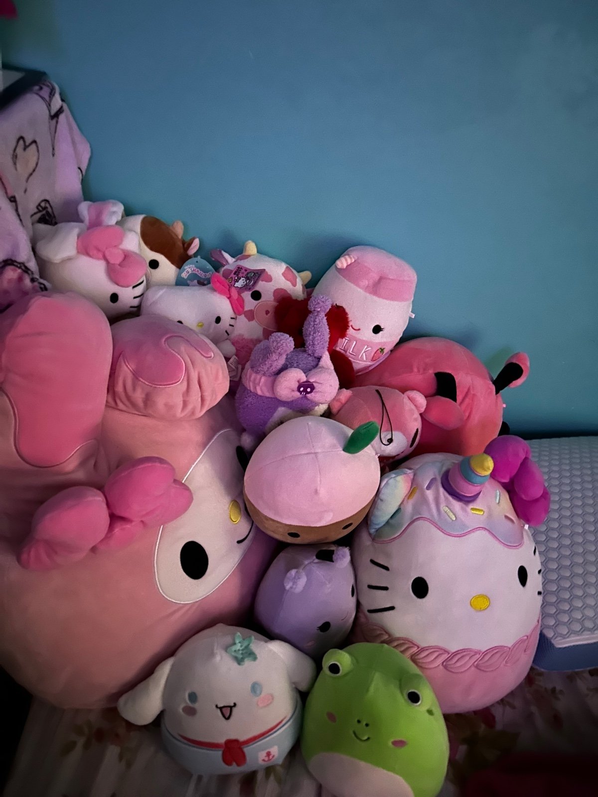 Squishmallows and Plushies Vault