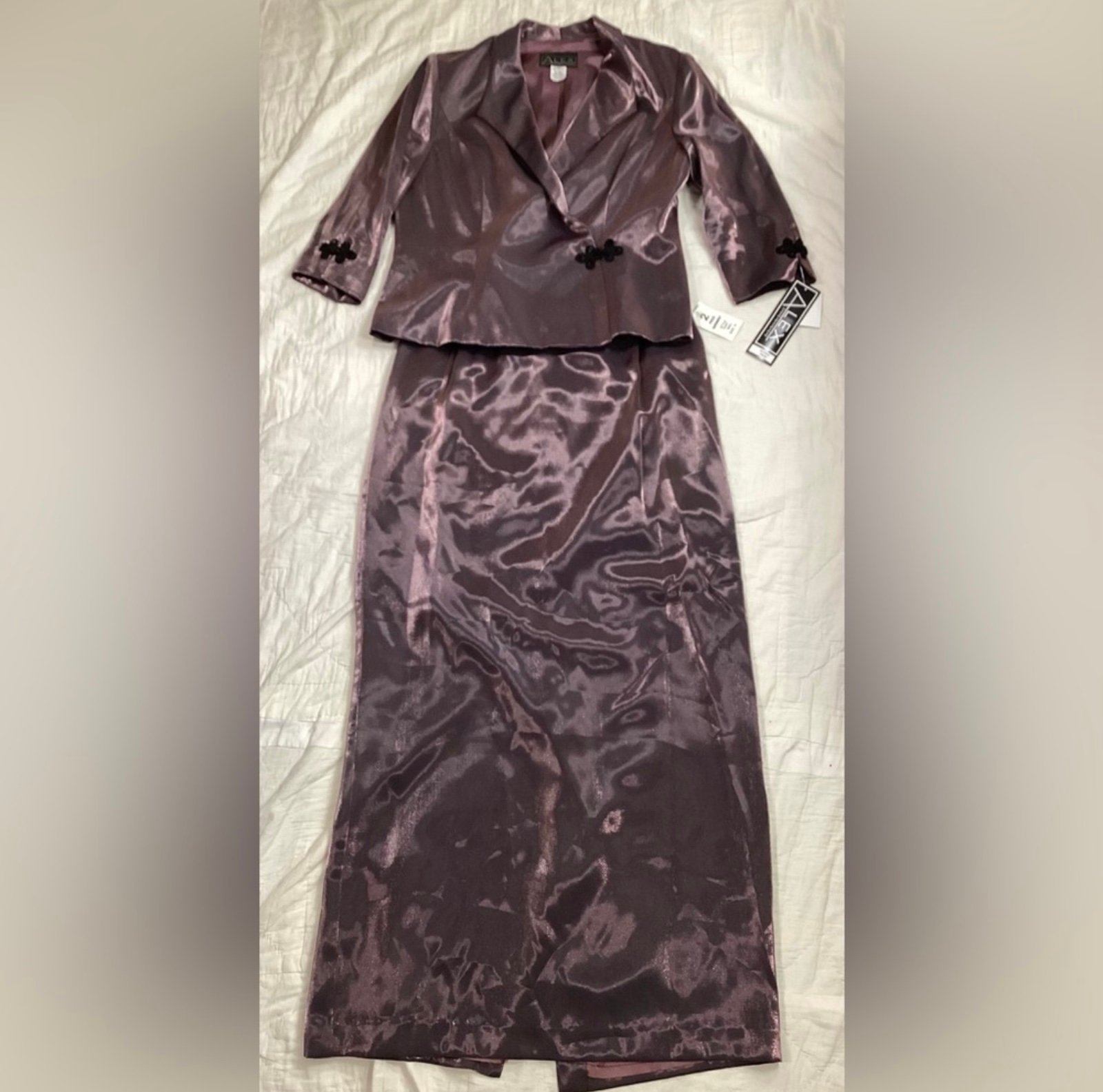 NWT Alex Evenings Shimmery Purple 2 Piece Skirt Suit 14
