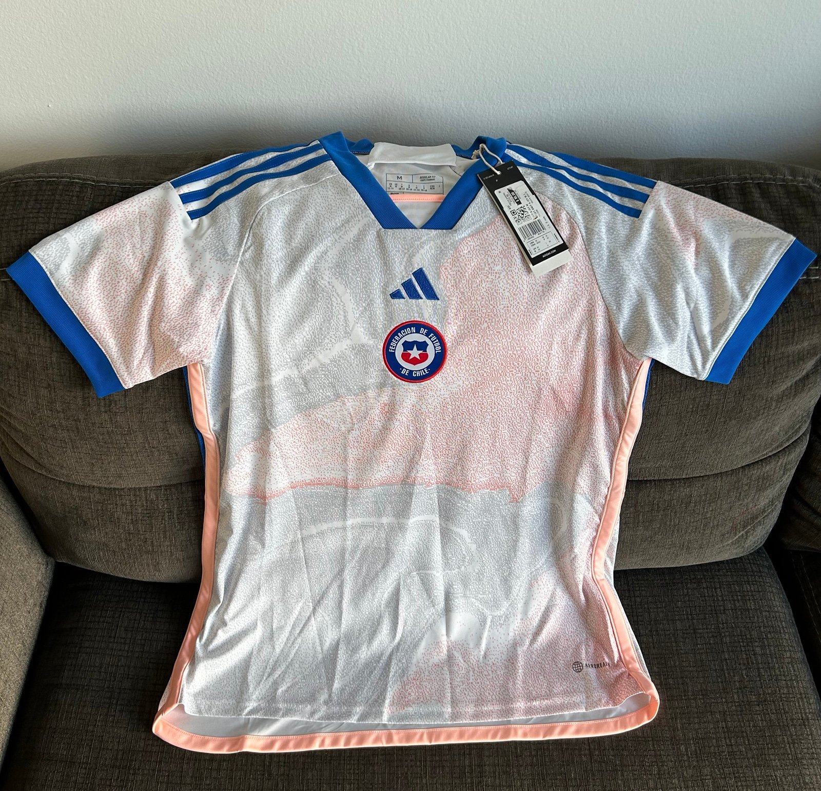 Adidas Authentic Chile National Team IA2521 Futbol Soccer Jersey Women’s Sz: M