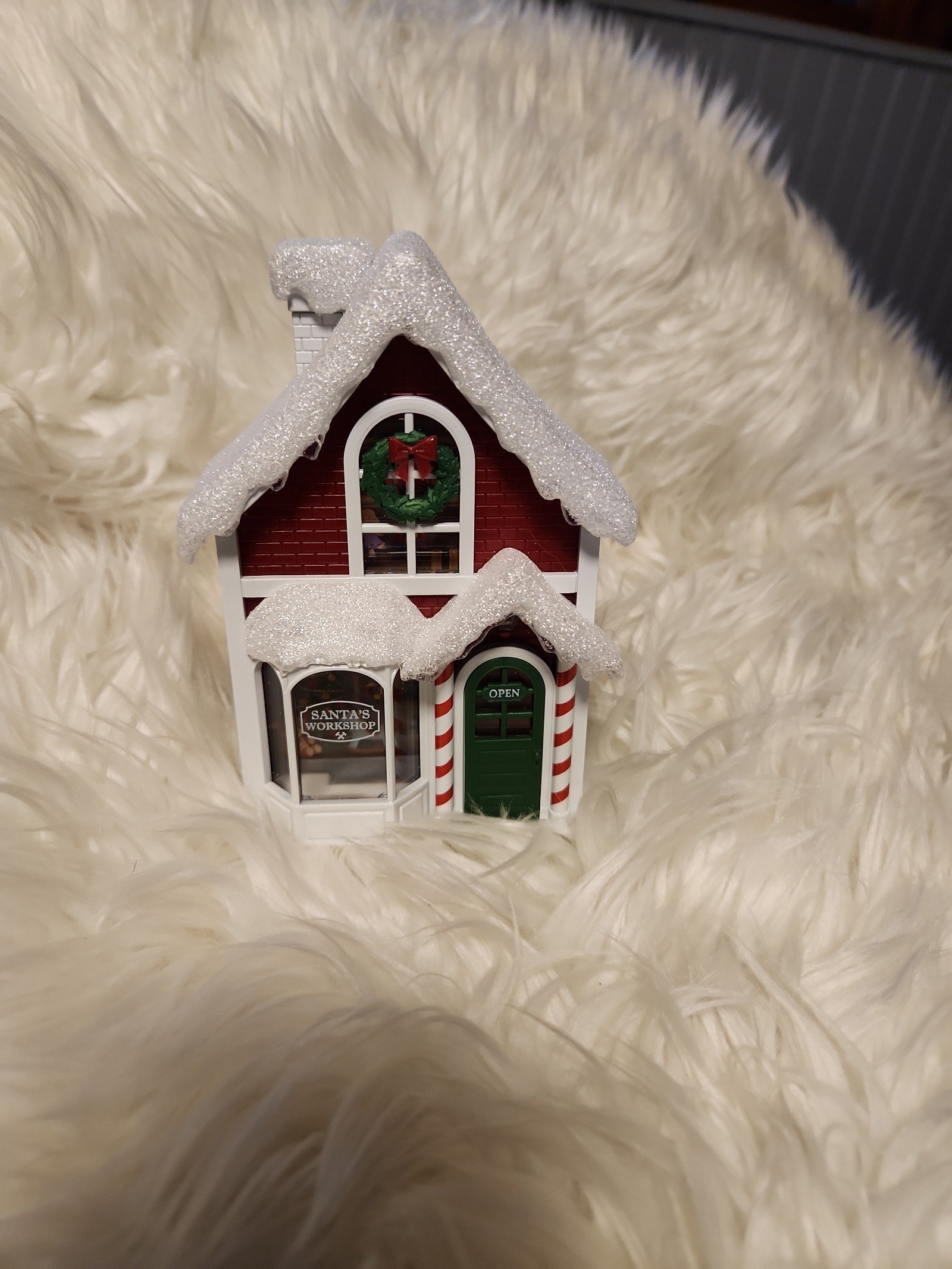 BNWT Bath & Body Works light up PROJECTION Santa's workshop fragrance plug in