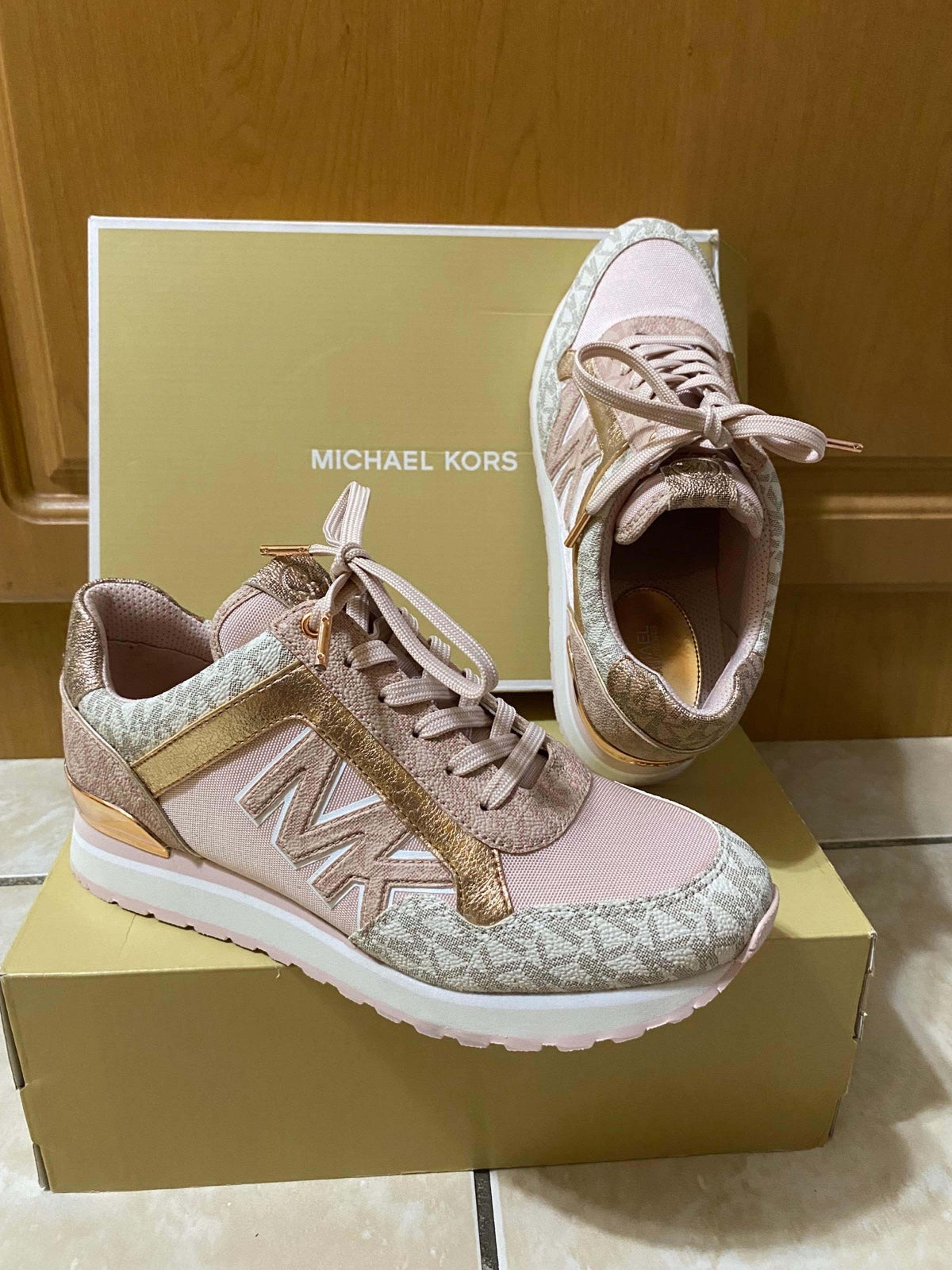 Mk sports shoes Clearance