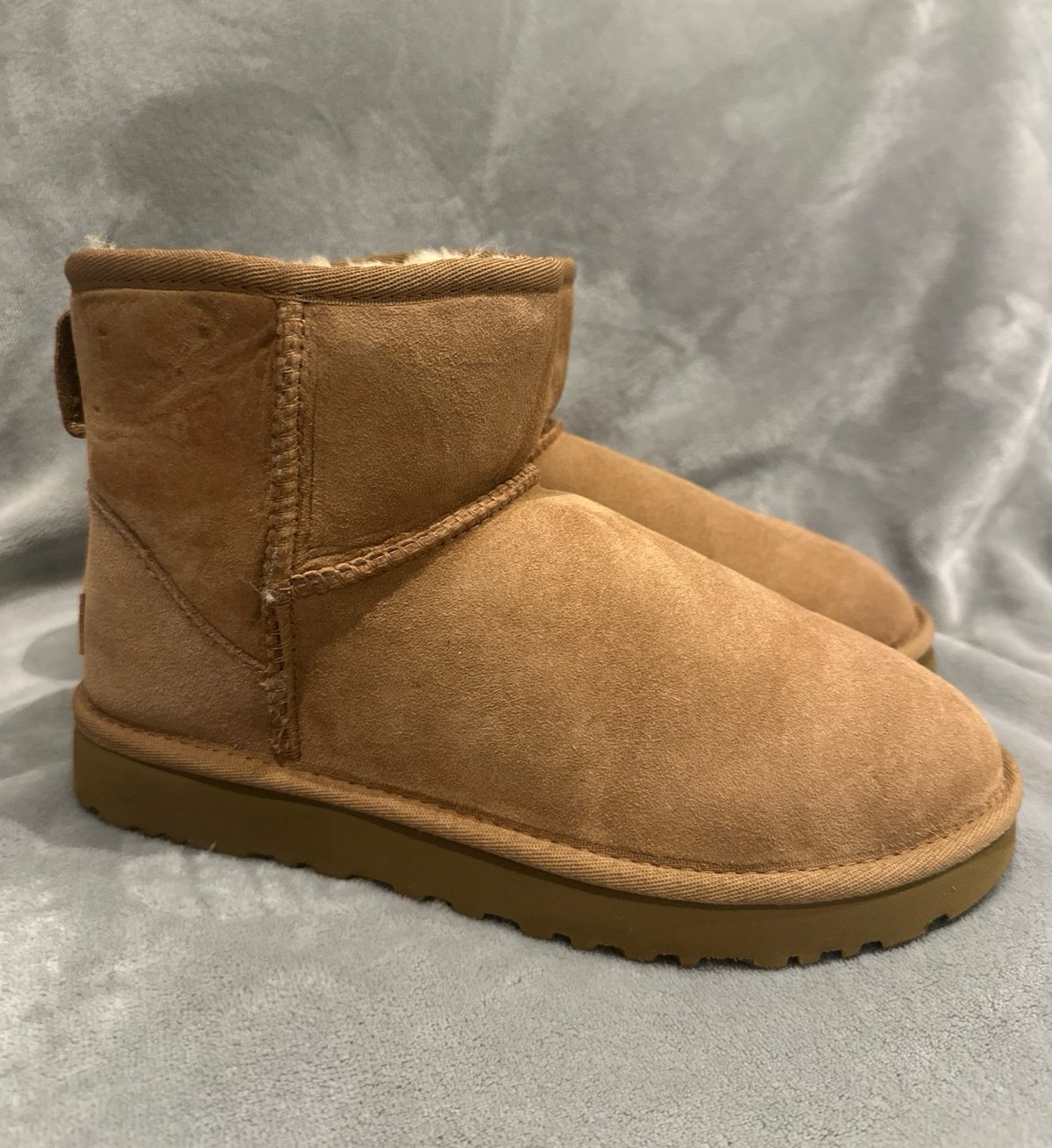 Ugg classic short