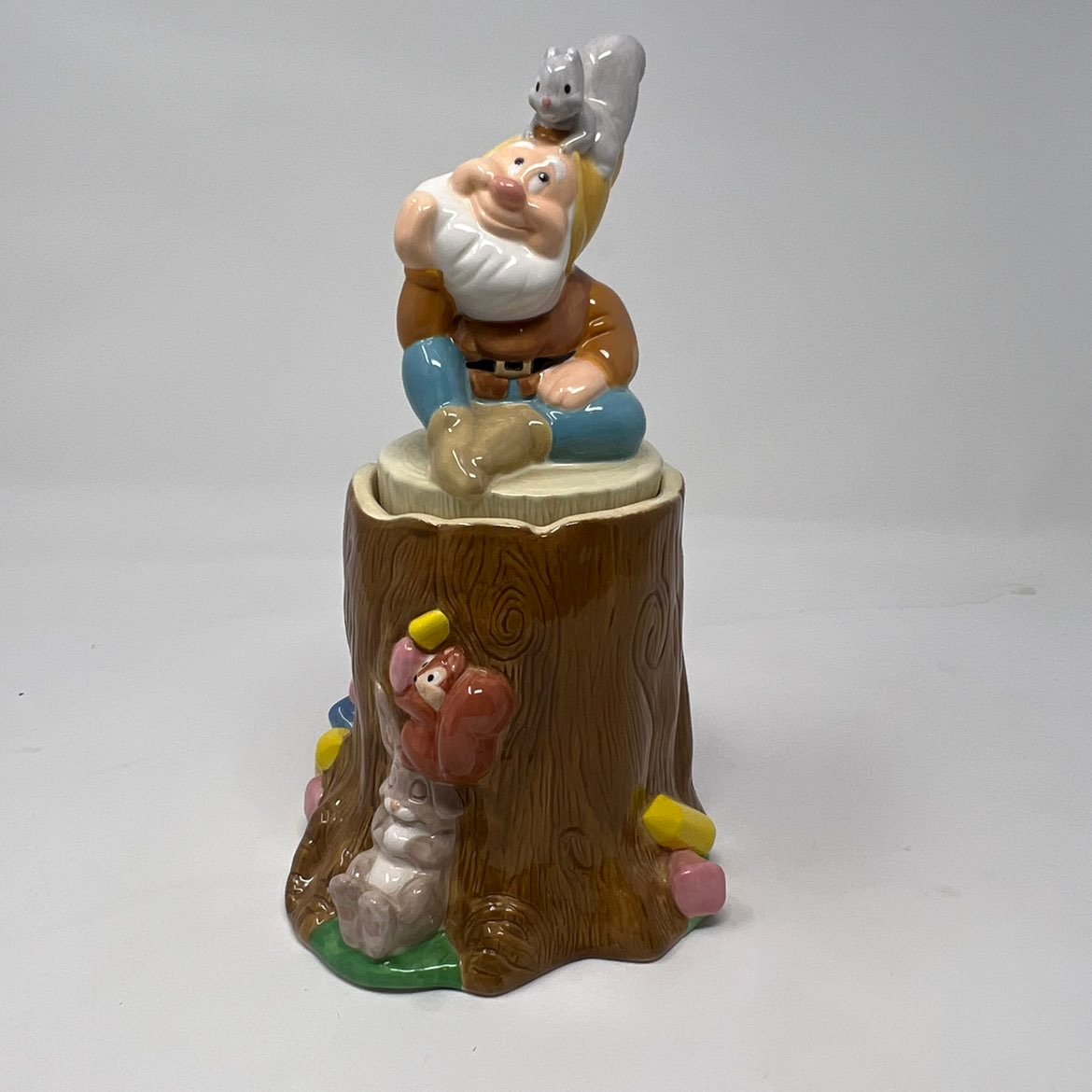 Treasure Craft Walt Disney Snow White Seven Dwarfs Happy Ceramic Treat Jar