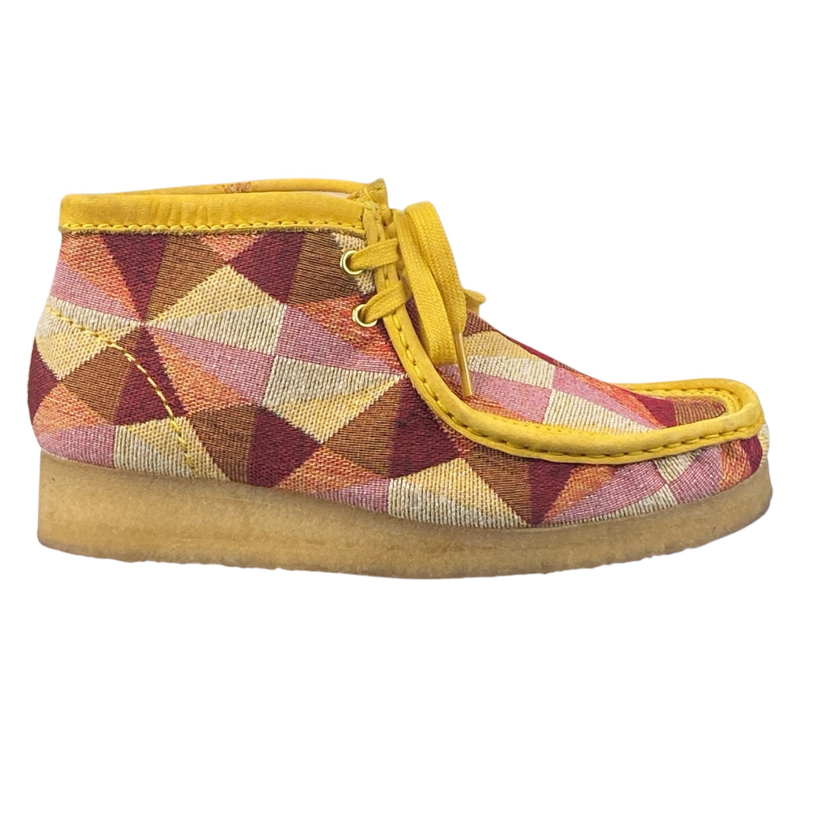 Clarks Women’s Wallabee Yellow Jacquard Lace Up Boot Size US 6.5