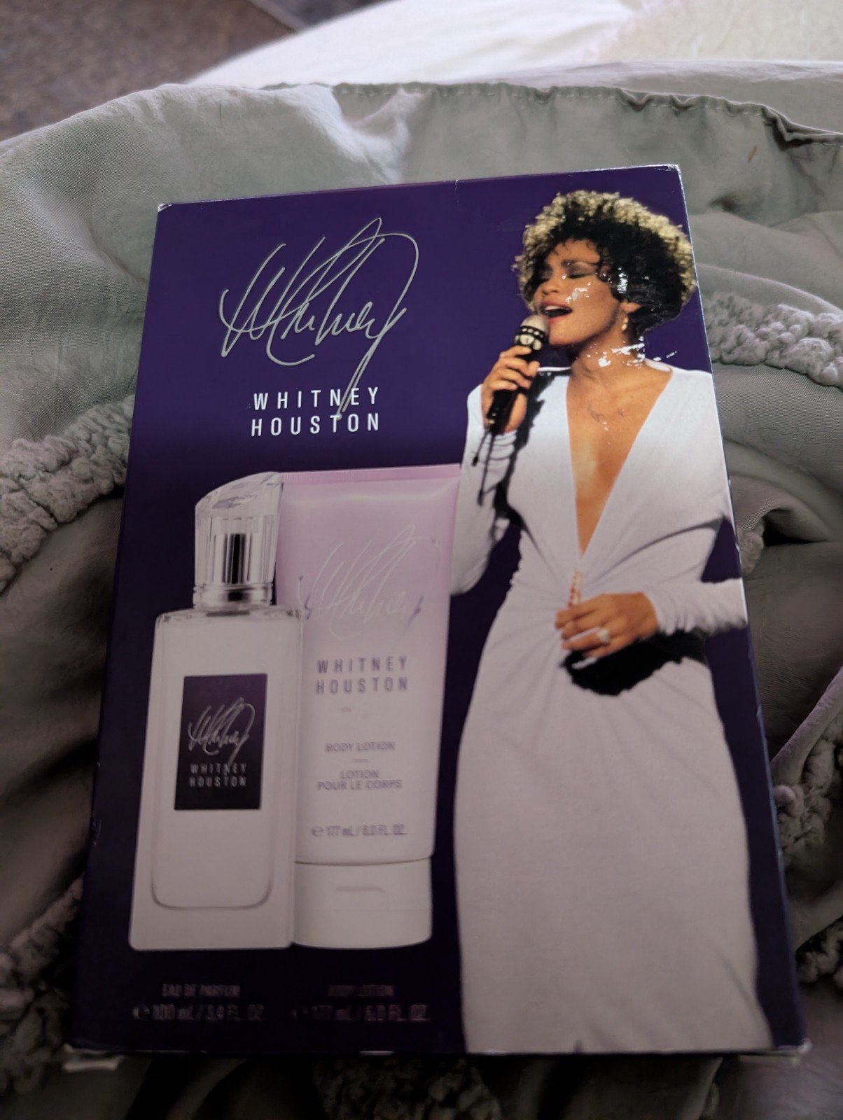 Whitney Houston deluxe gift set